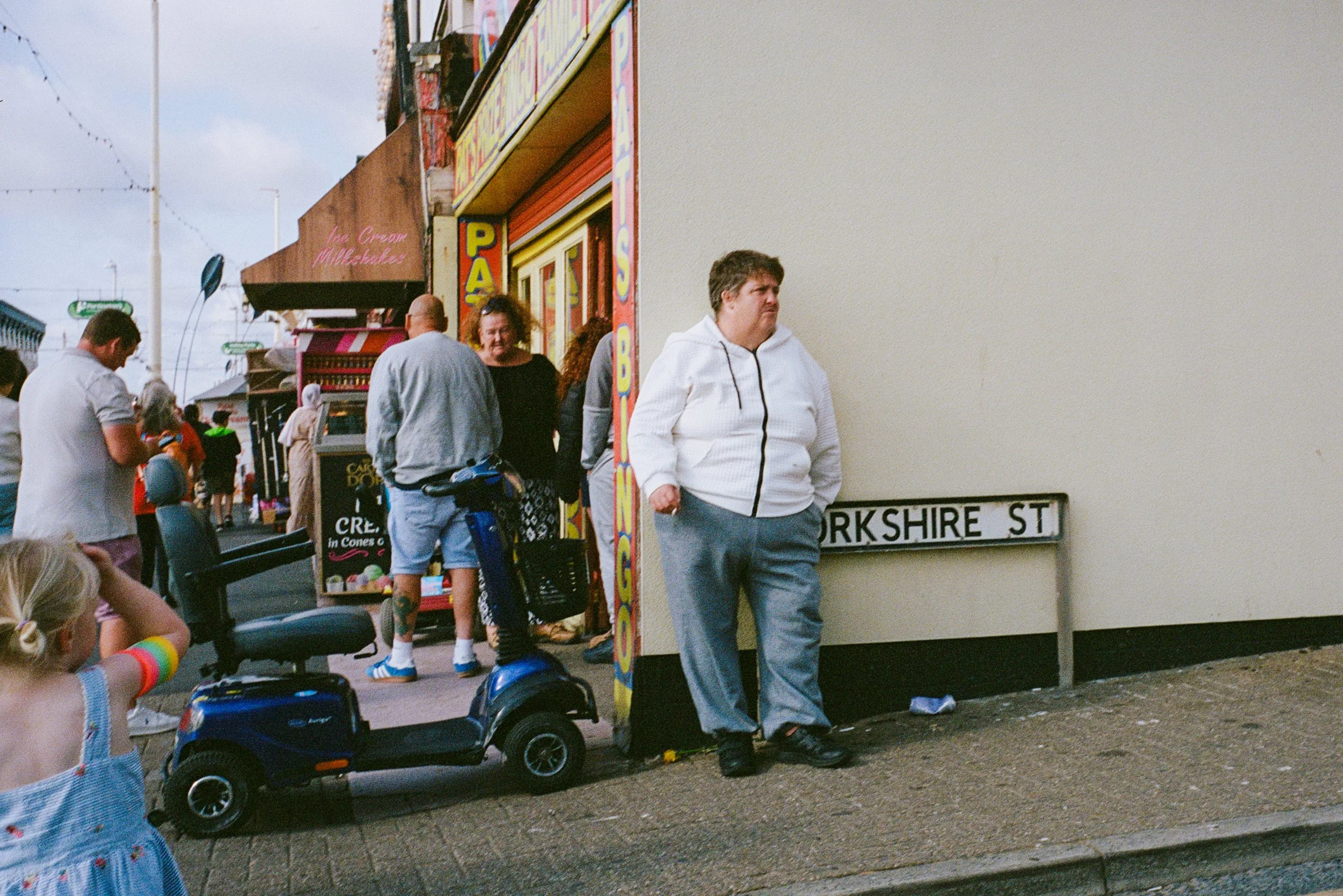 LeicaM6_09_UK_04_Blackpool_100867210015.JPG