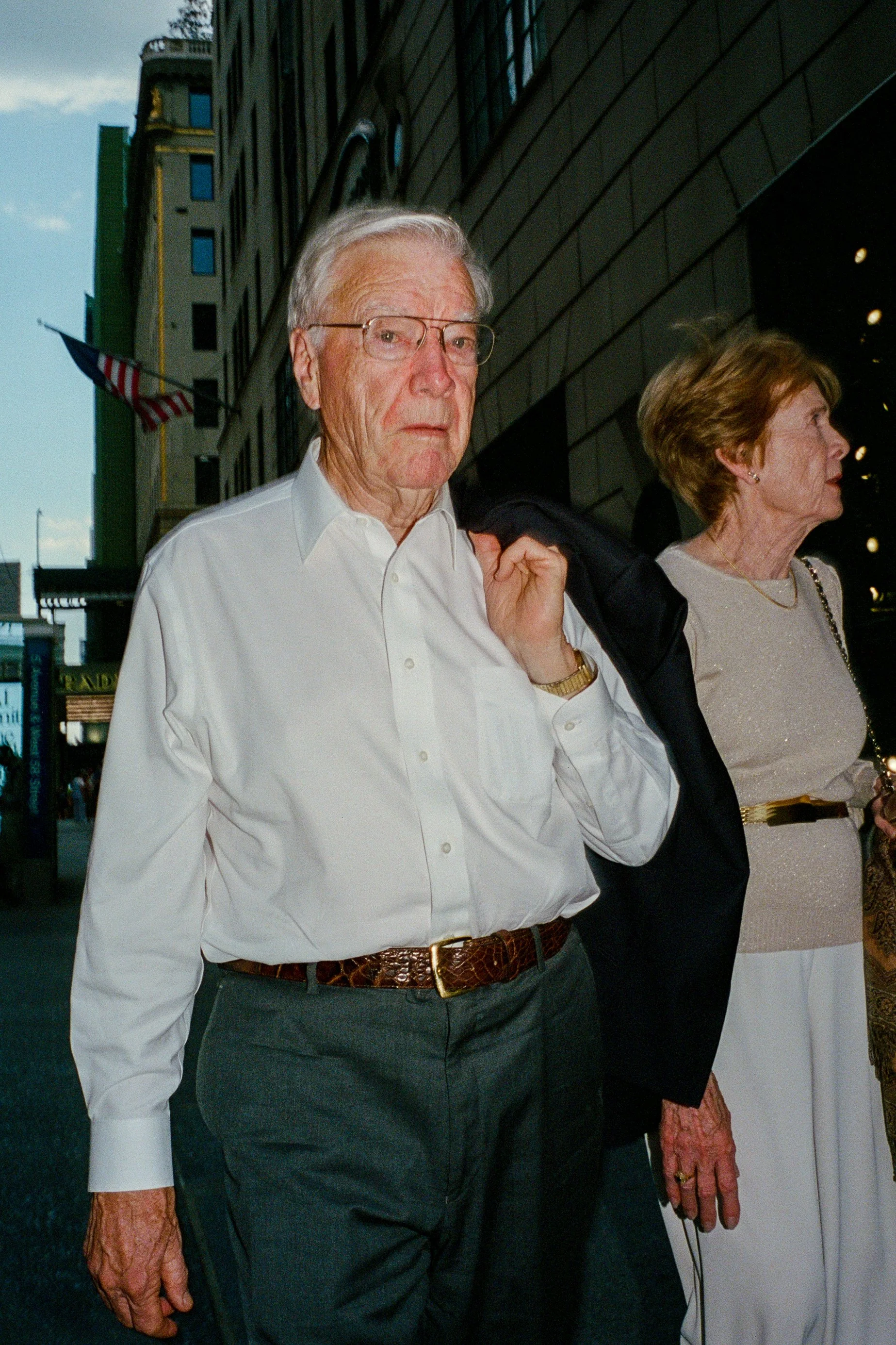 LeicaM6_03_NYC_Brooklyn_Broadway_DiamondDistrict_50-59_Williamsburg_100993820019.jpg