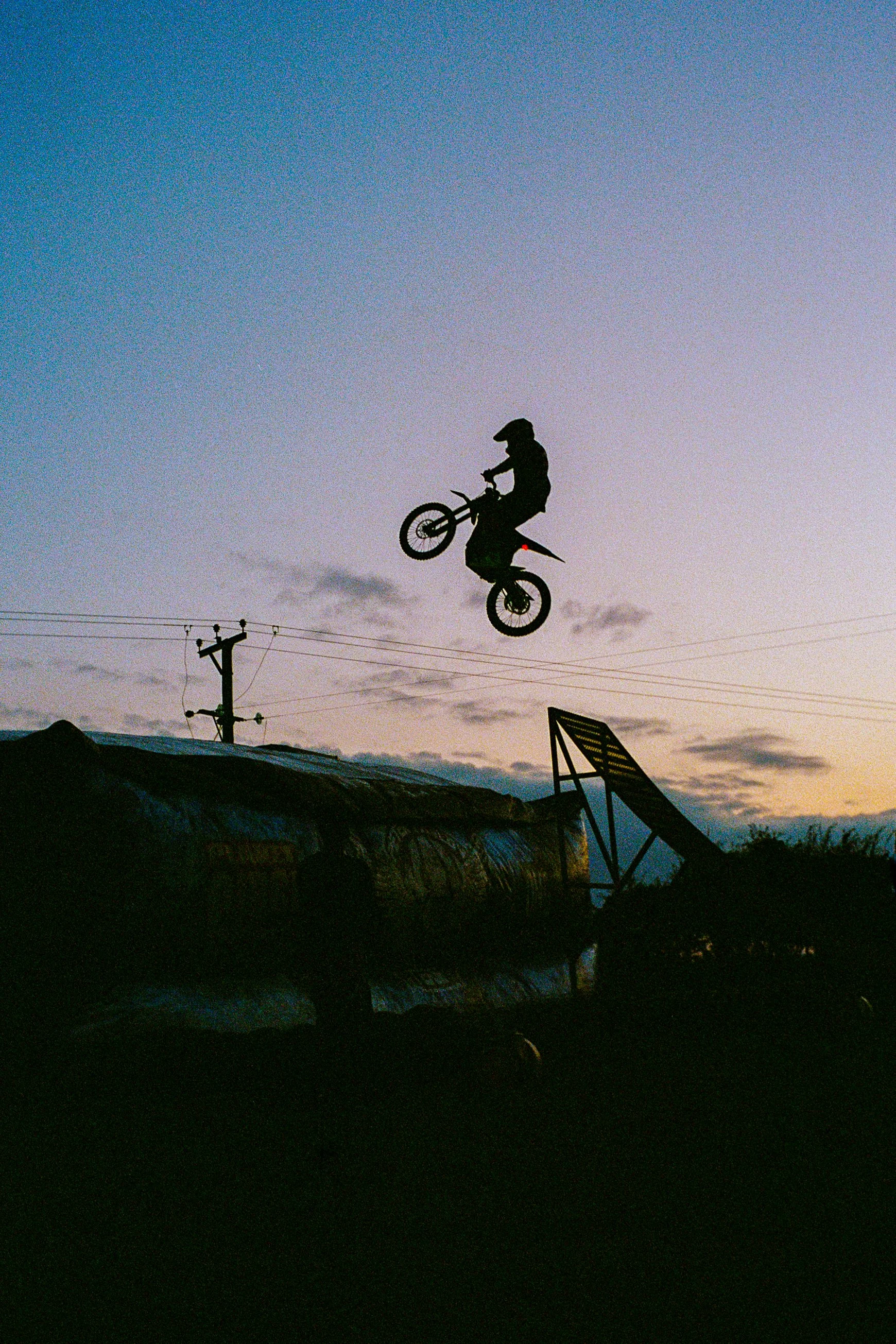 LeicaM6_12_UK_07_Scarborough_OMG-Circus_100867240038.JPG