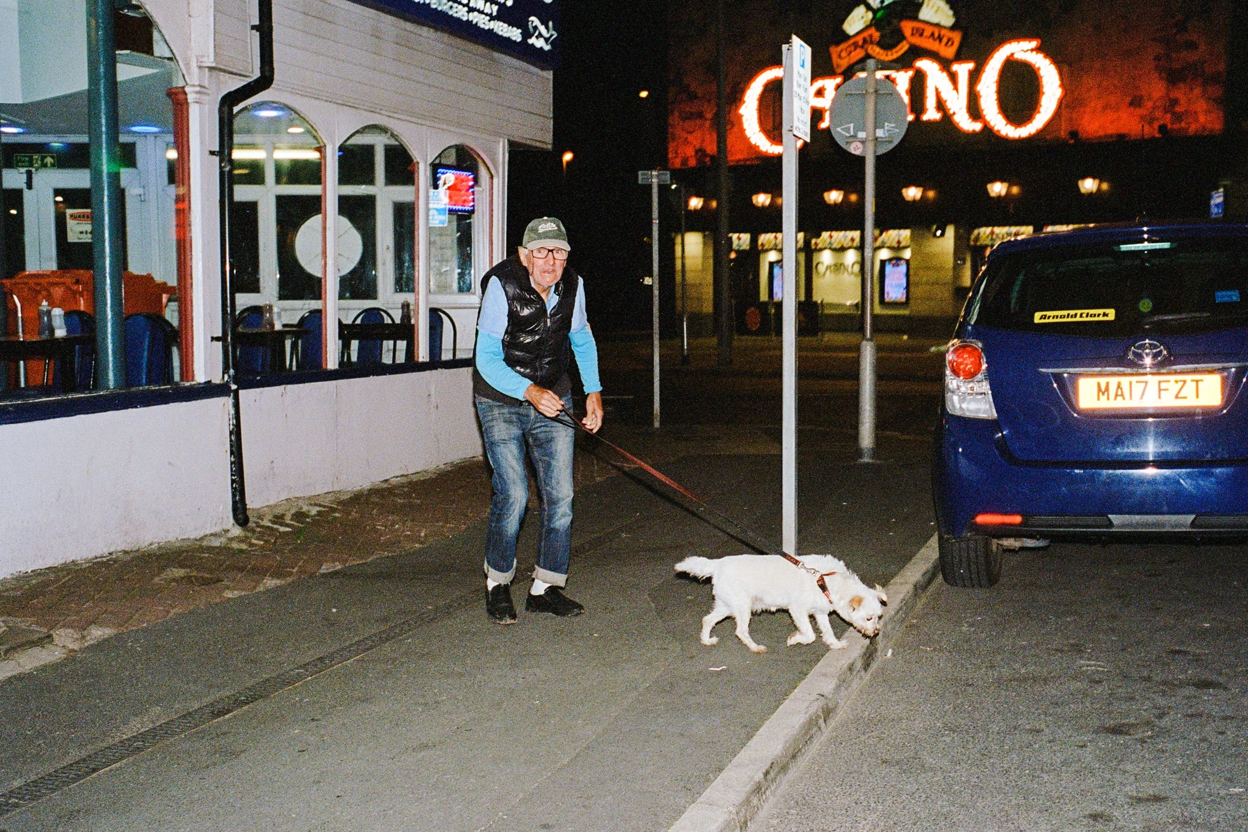 LeicaM6_12_UK_05_100526210001_Blackpool.jpg