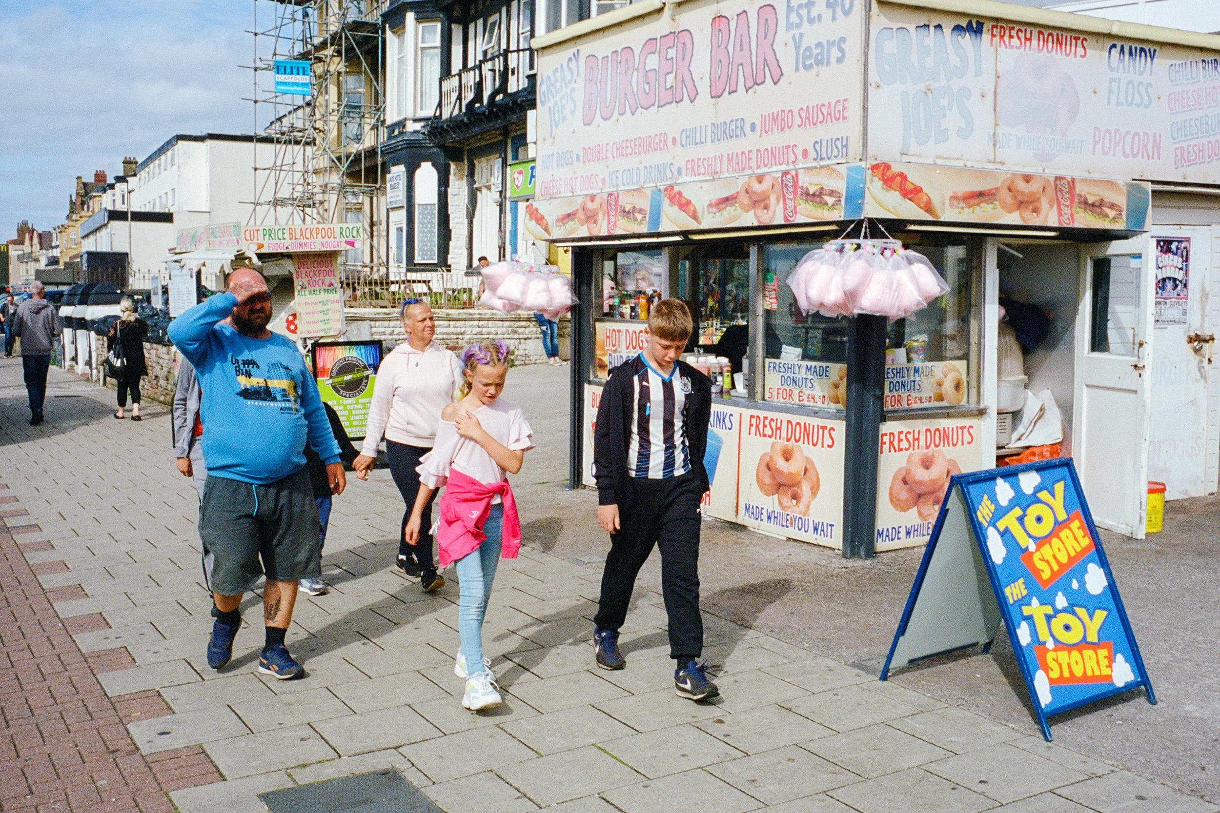LeicaM6_12_UK_05_100526210015_Blackpool.jpg