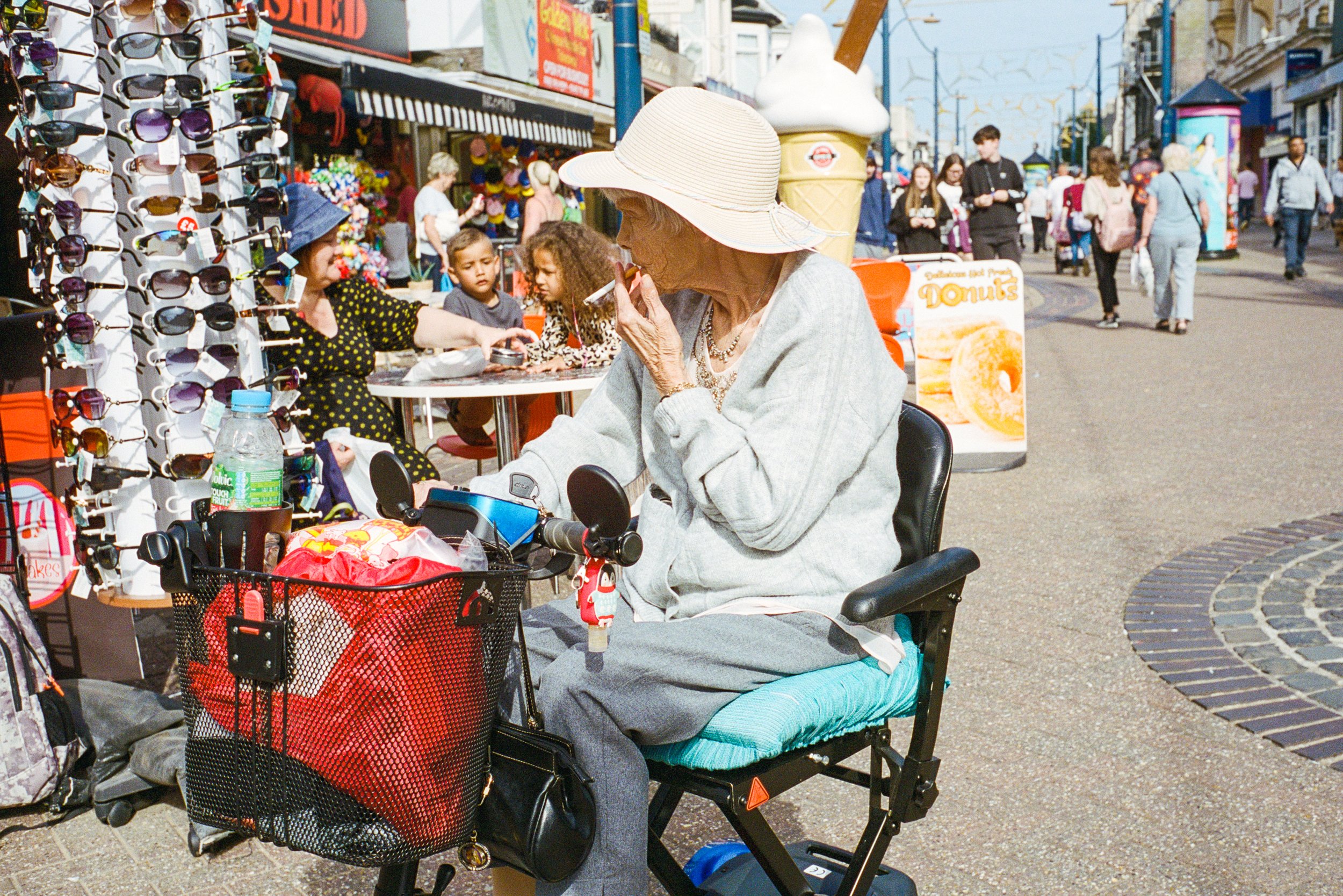 LeicaM6_13_UK_06_100526220028_GreatYarmouth.jpg