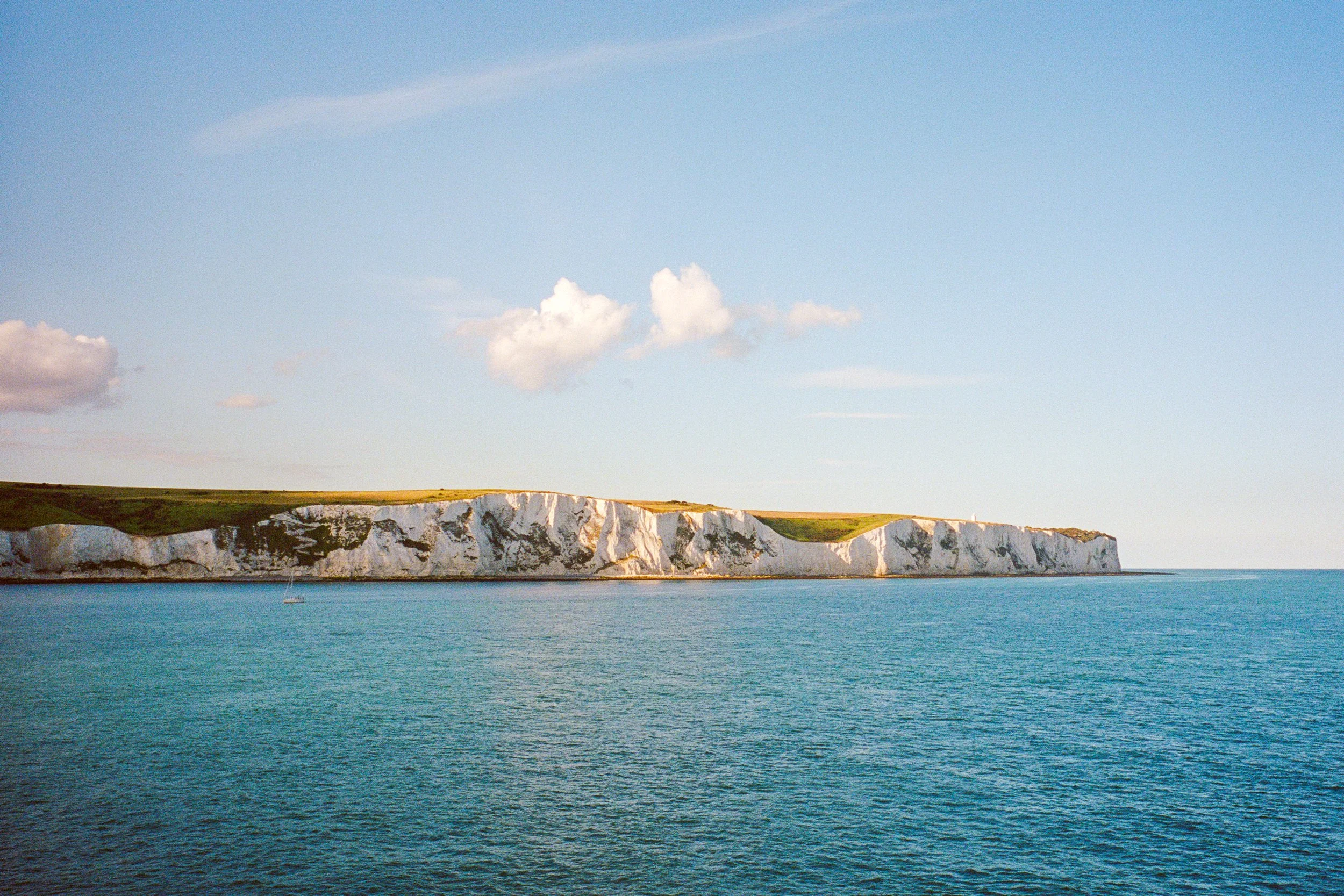 LeicaM6_14_UK_07_100526200036_Dover.jpg