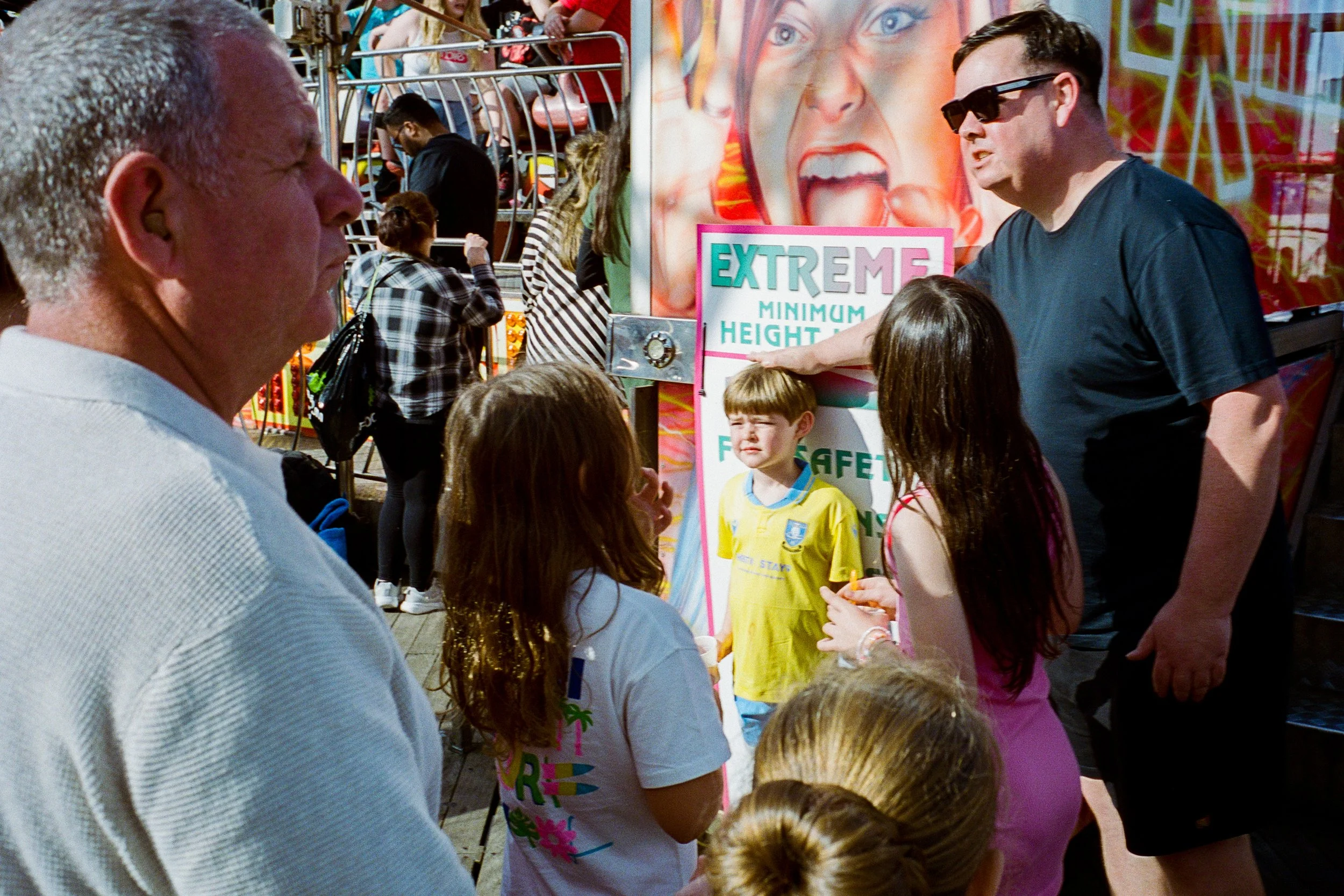LeicaM6_10_UK_03_100526230026_Blackpool.jpg