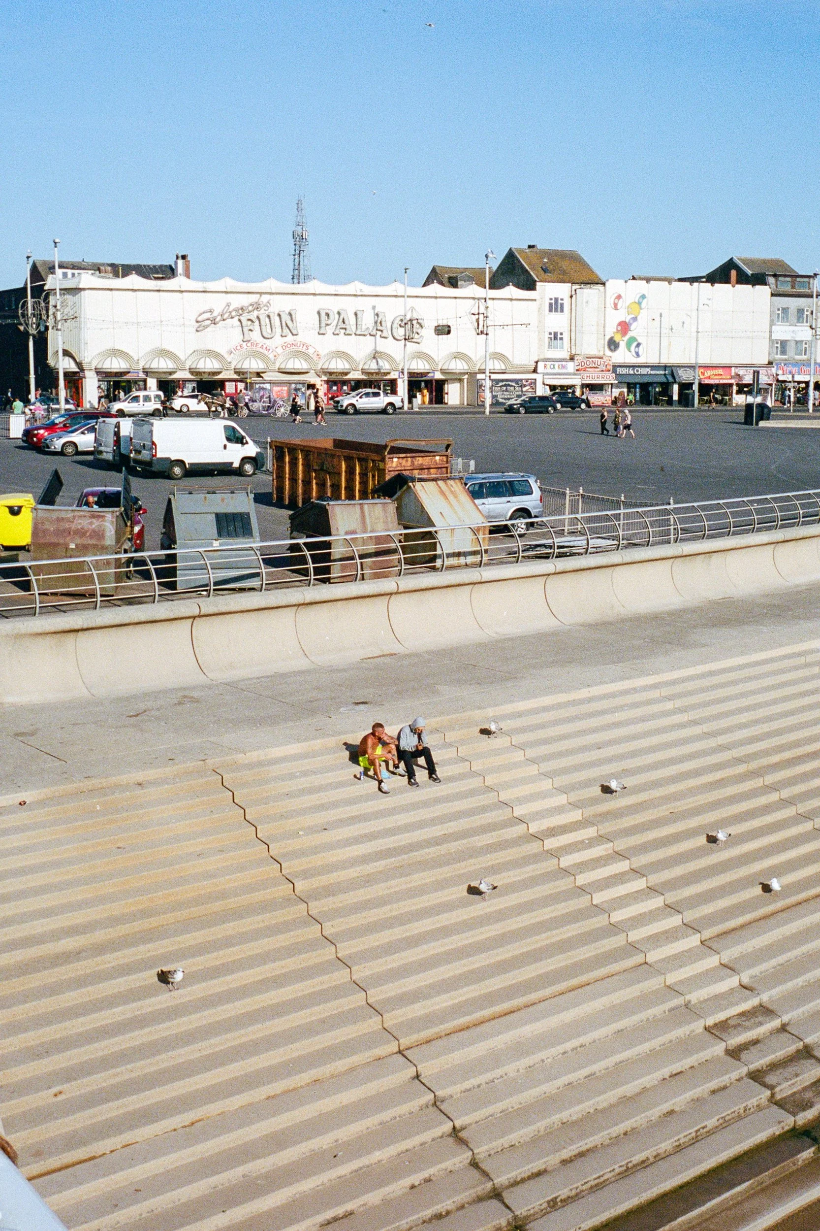 LeicaM6_08_Blackpool_LythamStAn_Blackpool_04_101024580012.jpg