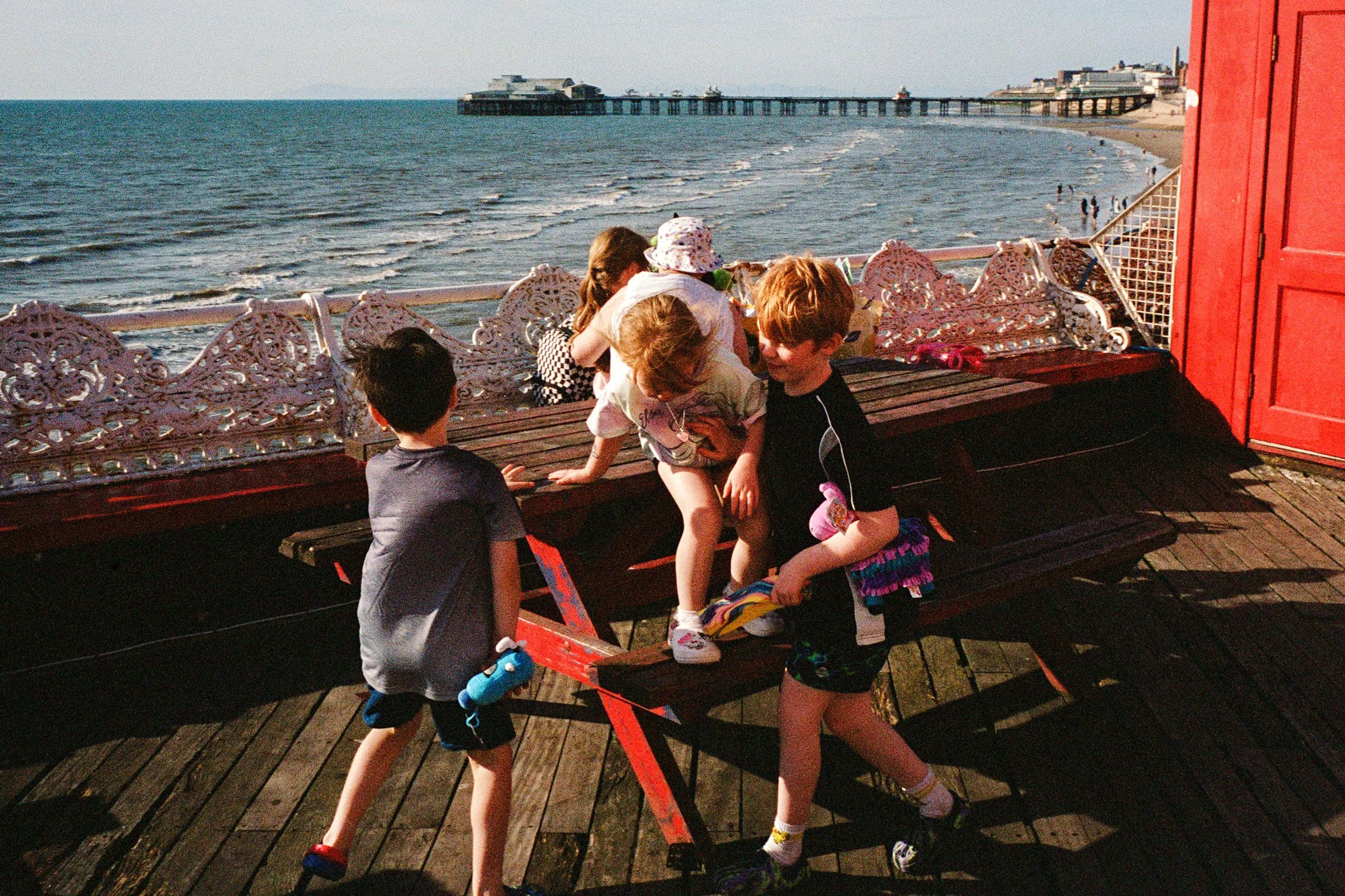 LeicaM6_08_Blackpool_LythamStAn_Blackpool_04_101024580014.jpg