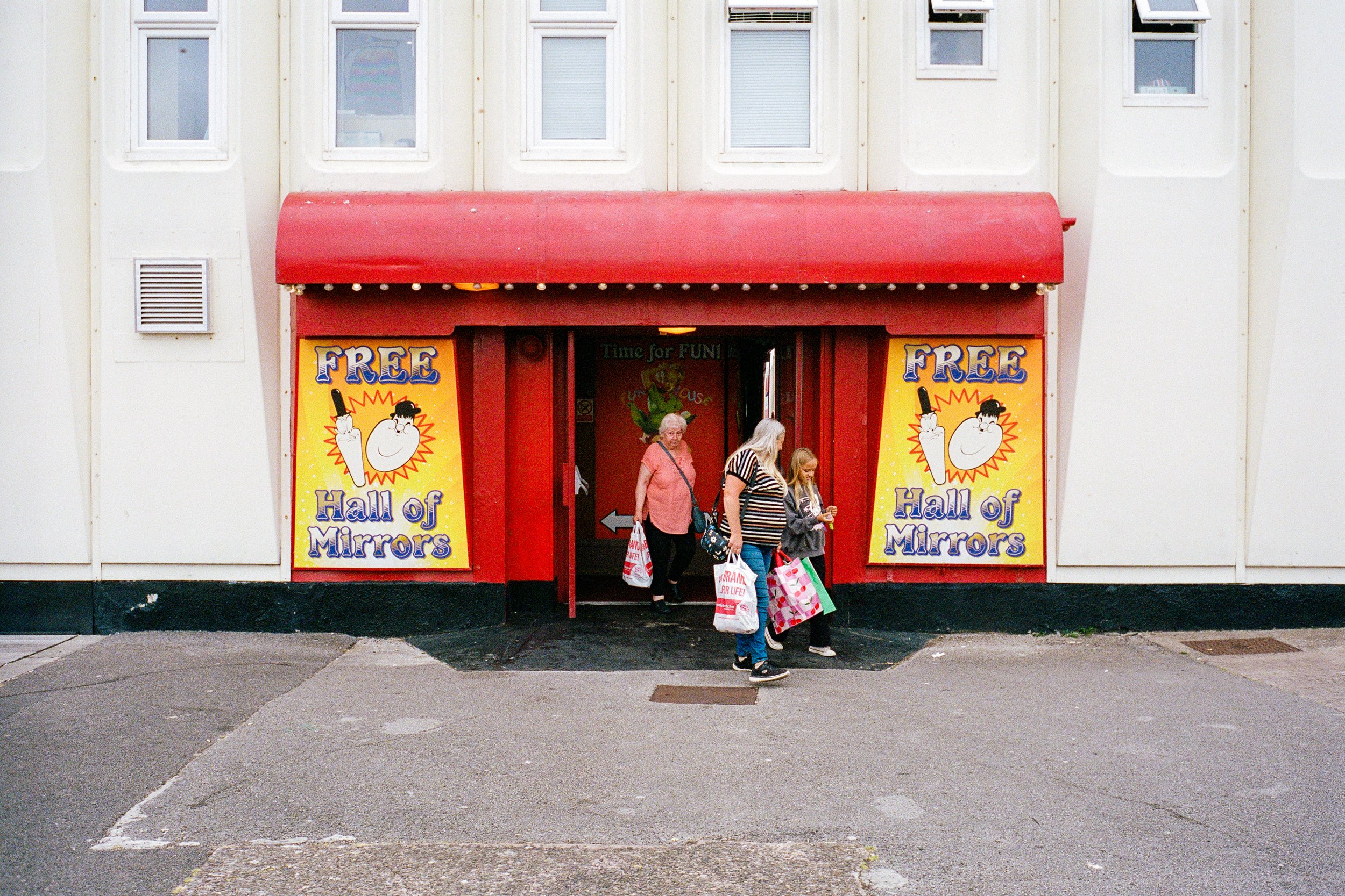 LeicaM6_09_Blackpool_Southport_Scarborough_Bridlington_05_101024570027.jpg
