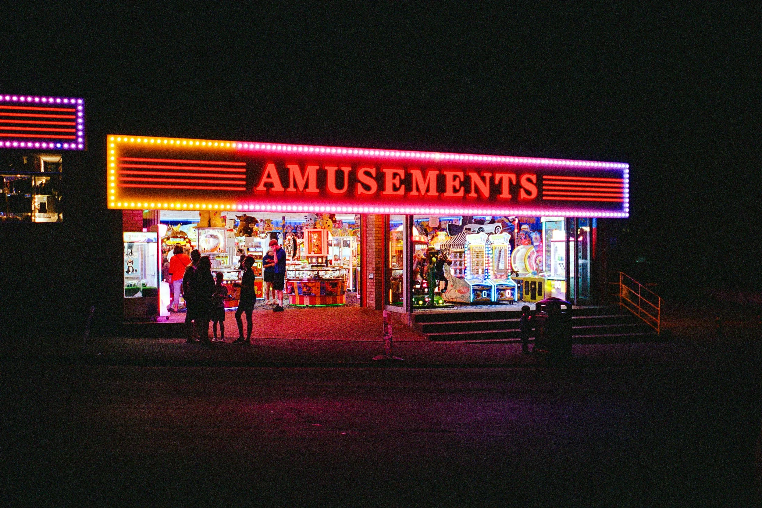 LeicaM6_11_GreatYarmouth_Greyhound_Southend-On-Sea_07_101024600016.jpg