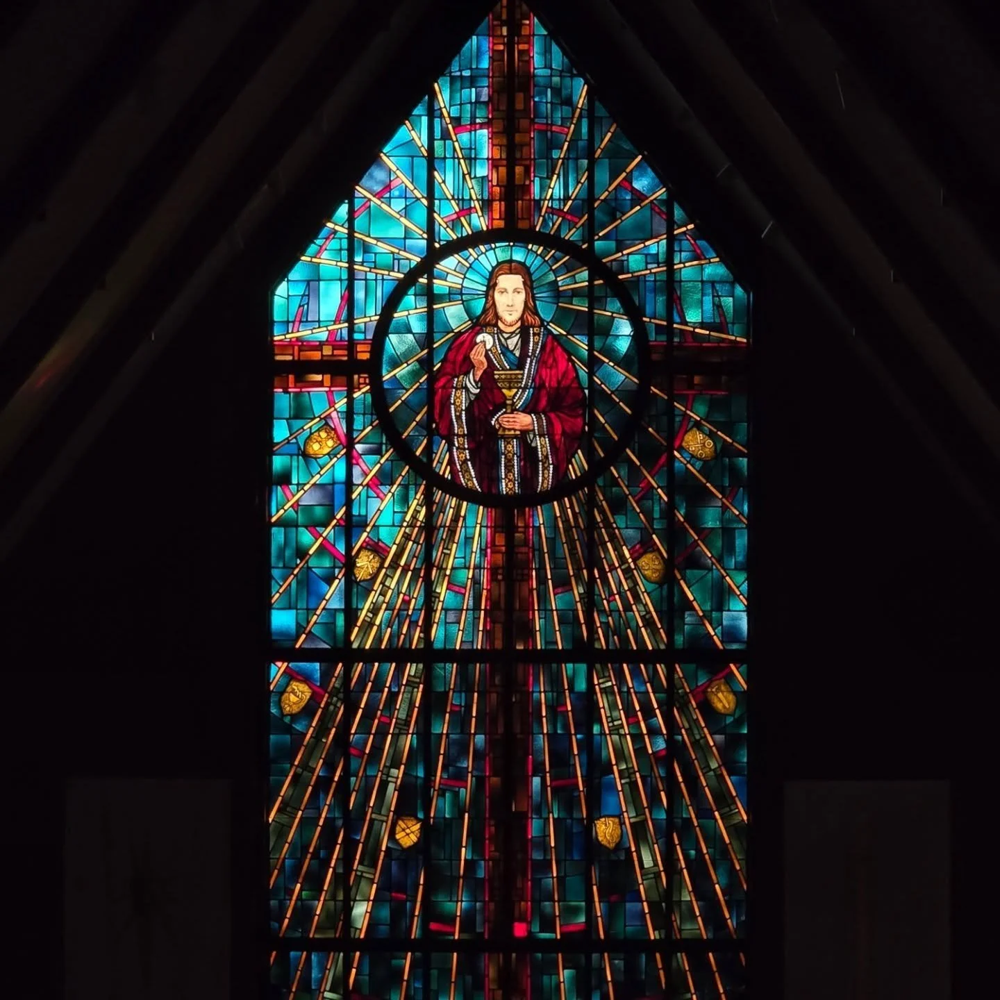 Daily views. 
#stainedglass #paintingwithlight #sacredart #calvary