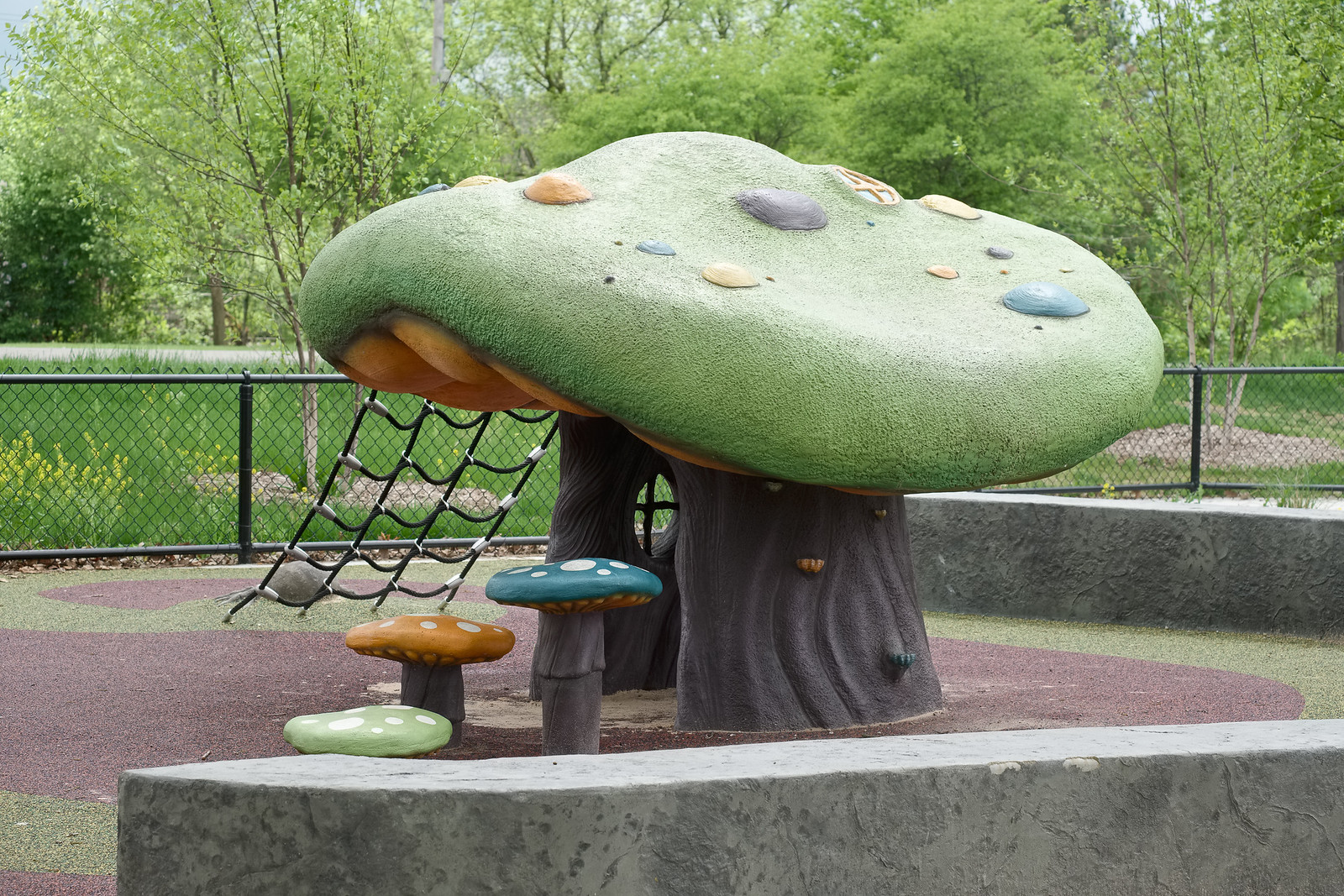 Mushroom cave and steppers with net climber