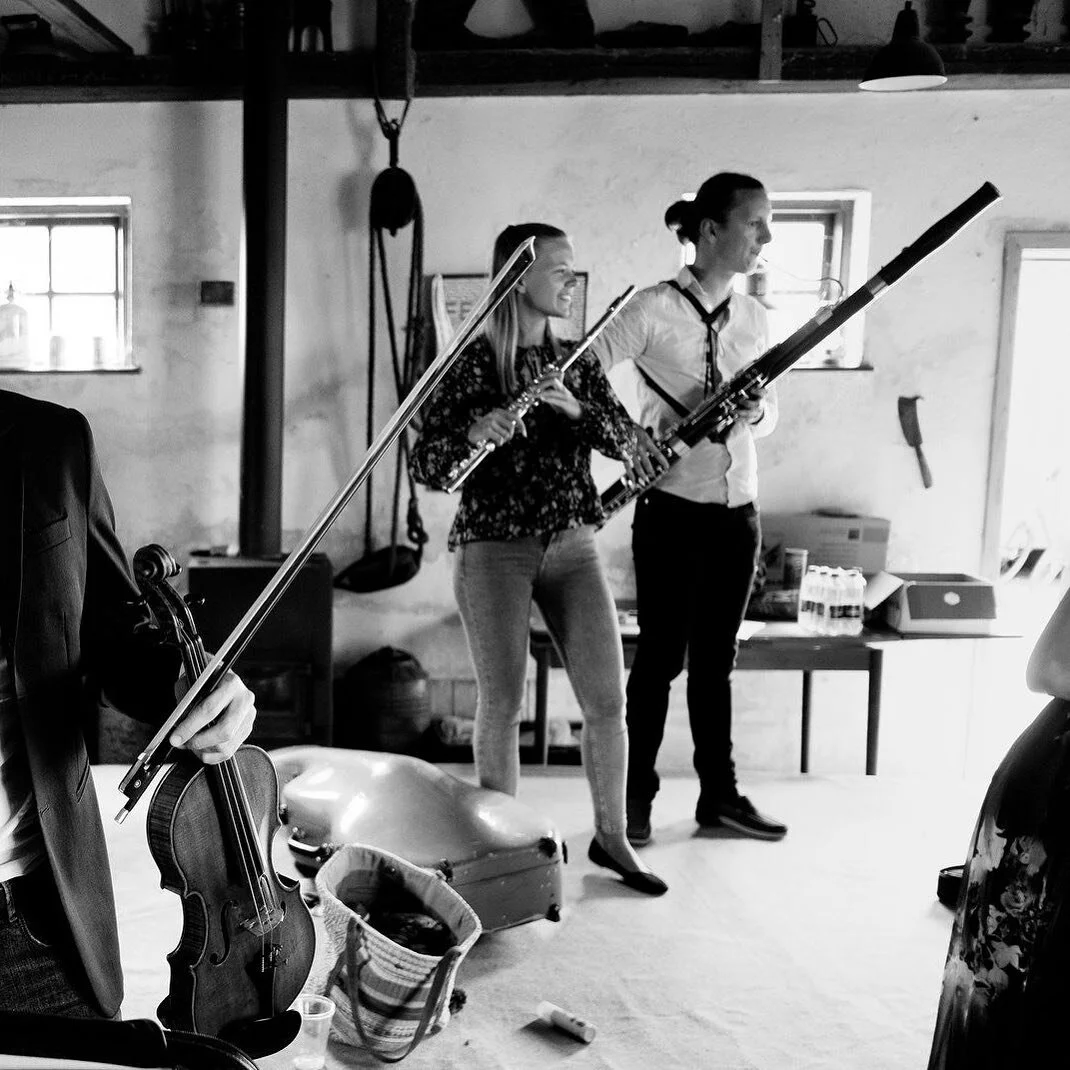 Backstage happiness with Sebastian before concert 🌟&hearts;️ @sebastianstevensson  photo by: @nikolajlund_photography 📸
#fej&oslash;sfestival #music #flute #bassoon #purcell #summer #haynes #sheridan #heckel #flutistsofinstagram #bassoonists
