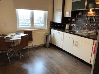KITCHEN 1.jpg