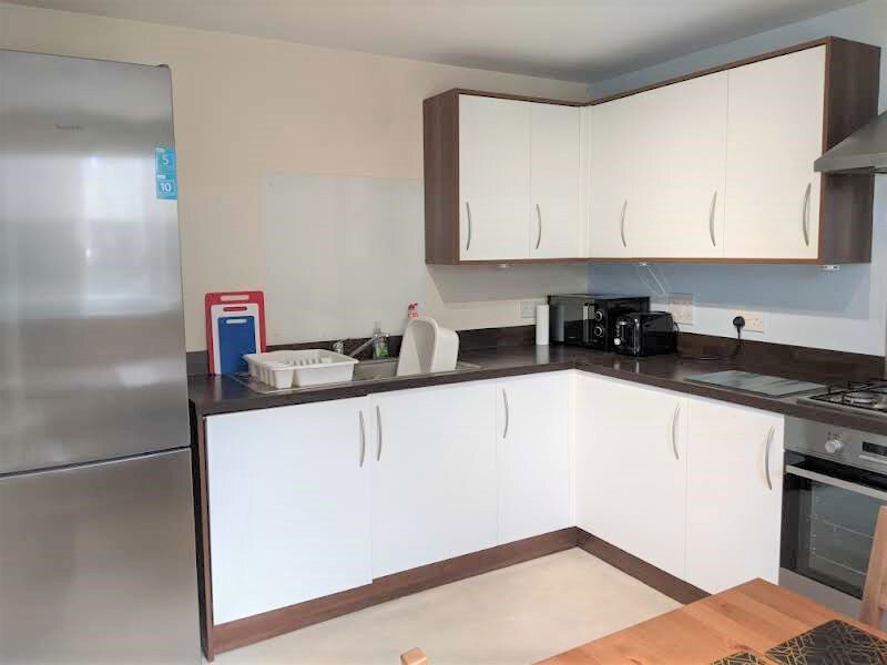 4 KITCHEN 2.jpg