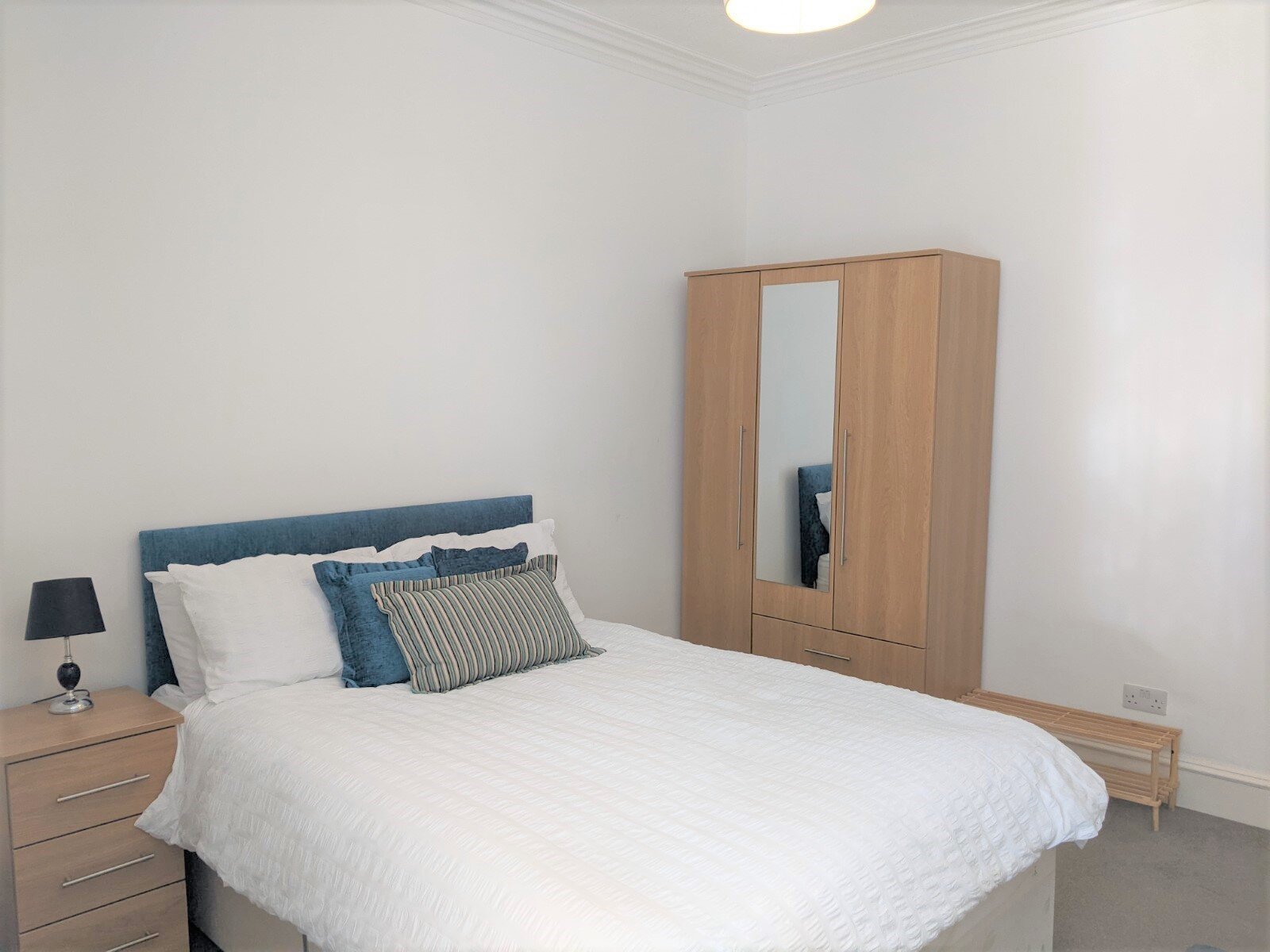 bed 7.jpg