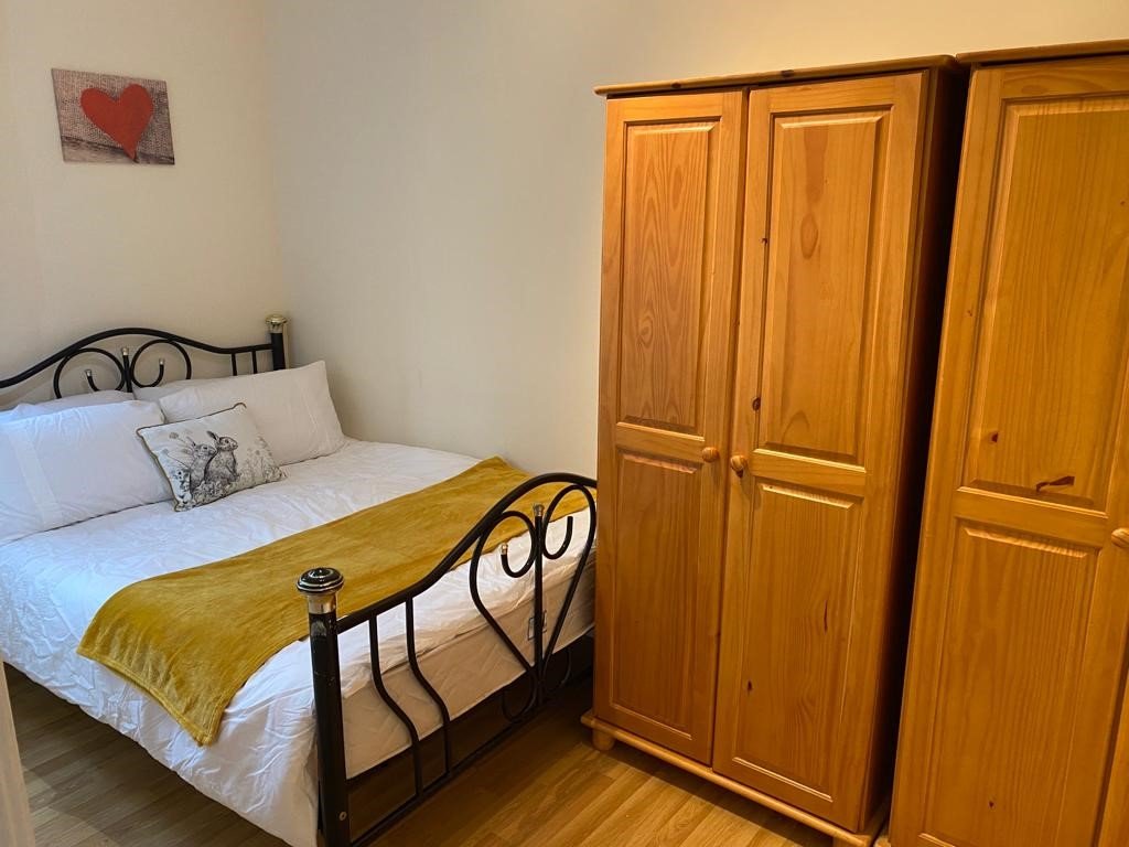 Bedroom.jpg
