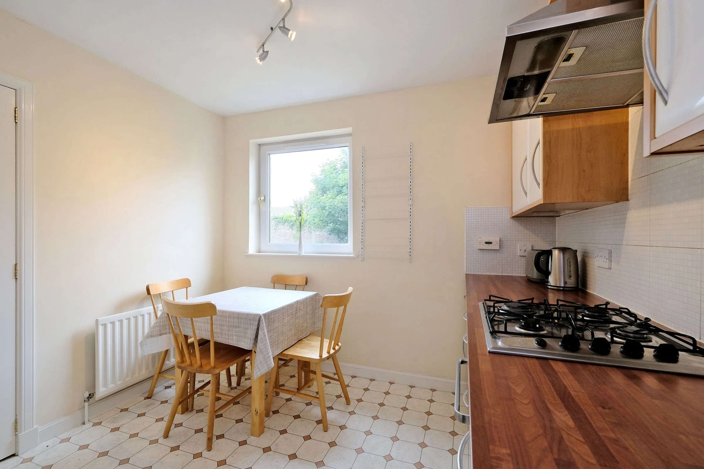 Mary Elmslie Court 56(21)_2433.JPG