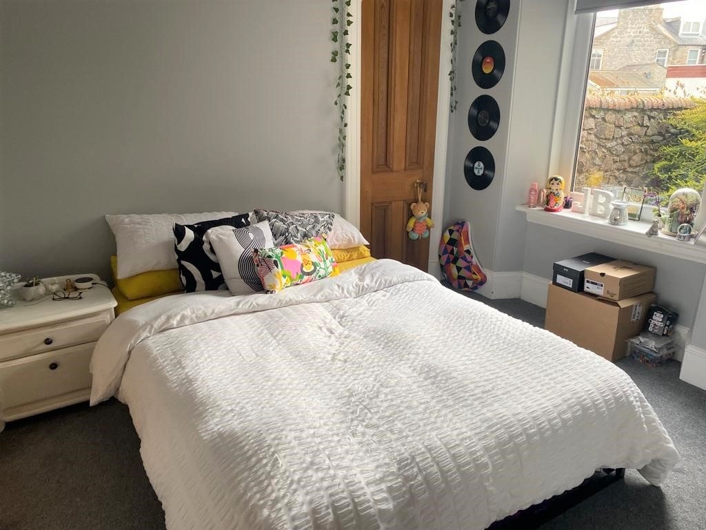 Bedroom.jpg