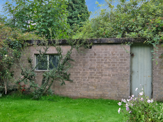Outhouse.png