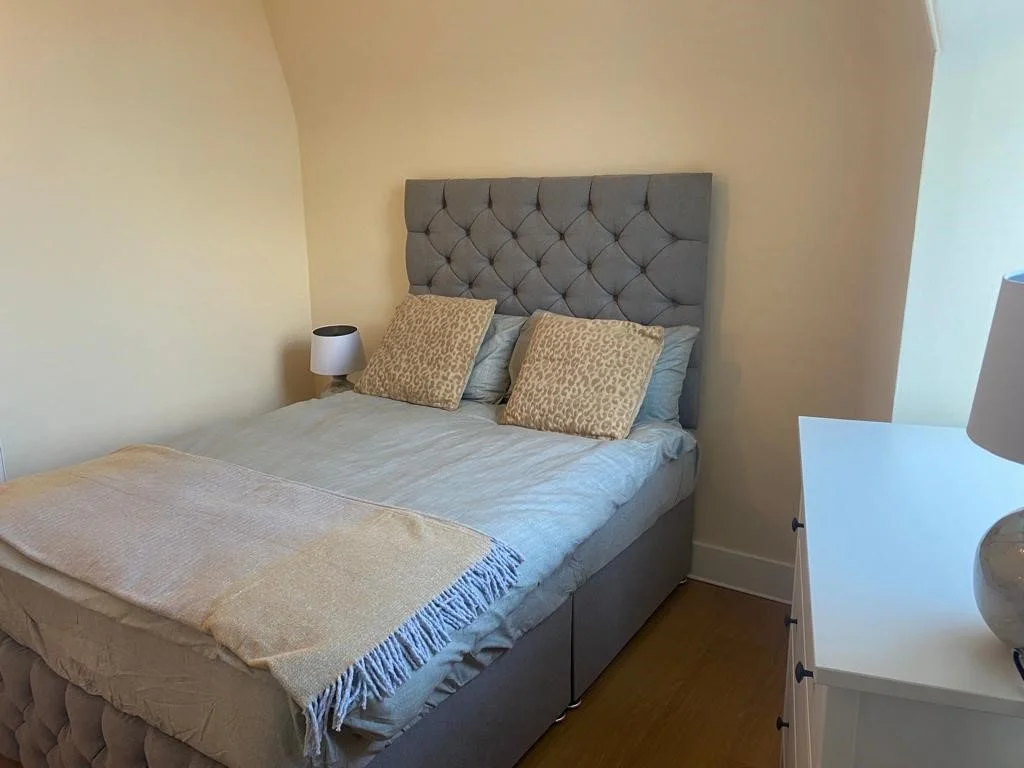 Bedroom 1.1.jpg