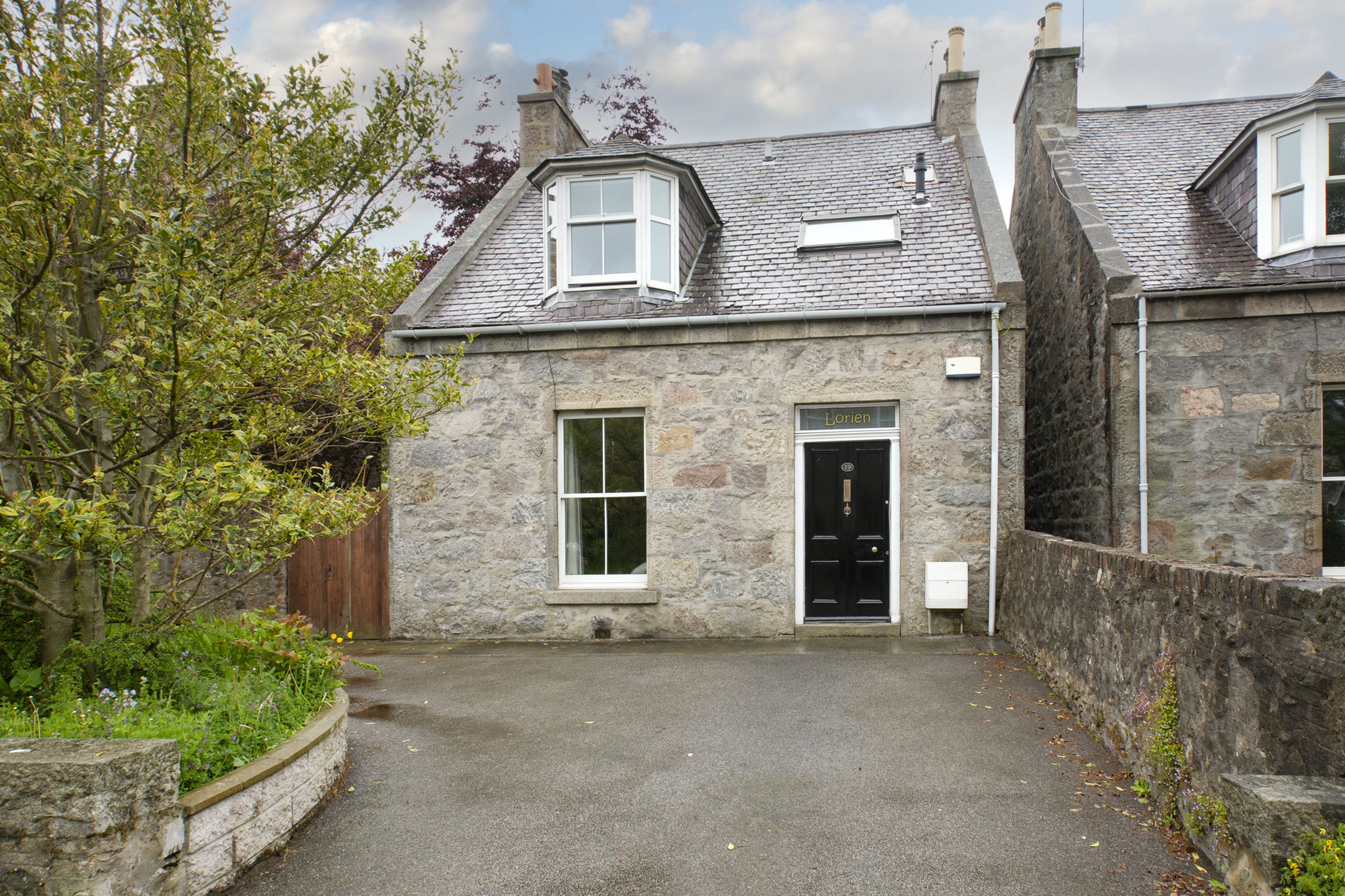 19AshleyRd.Ext.jpg