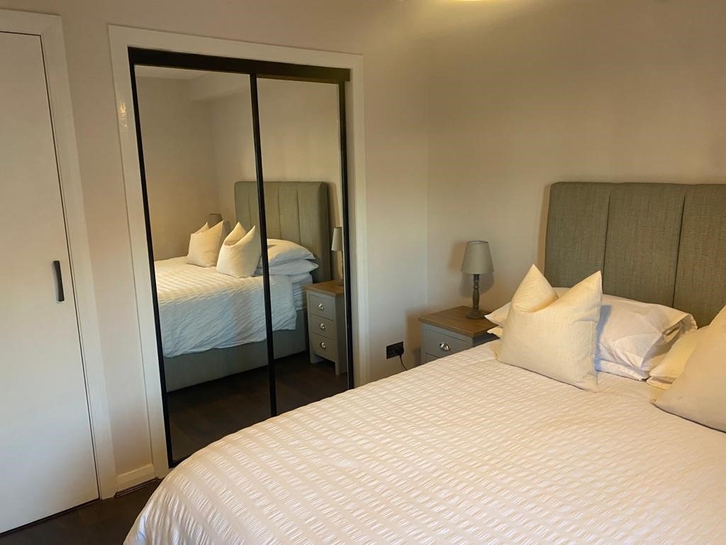 Bedroom again.jpg