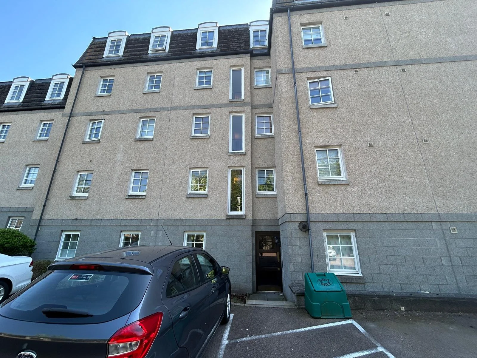 Fonthill Avenue, Aberdeen — Caroline Walker Property Leasing