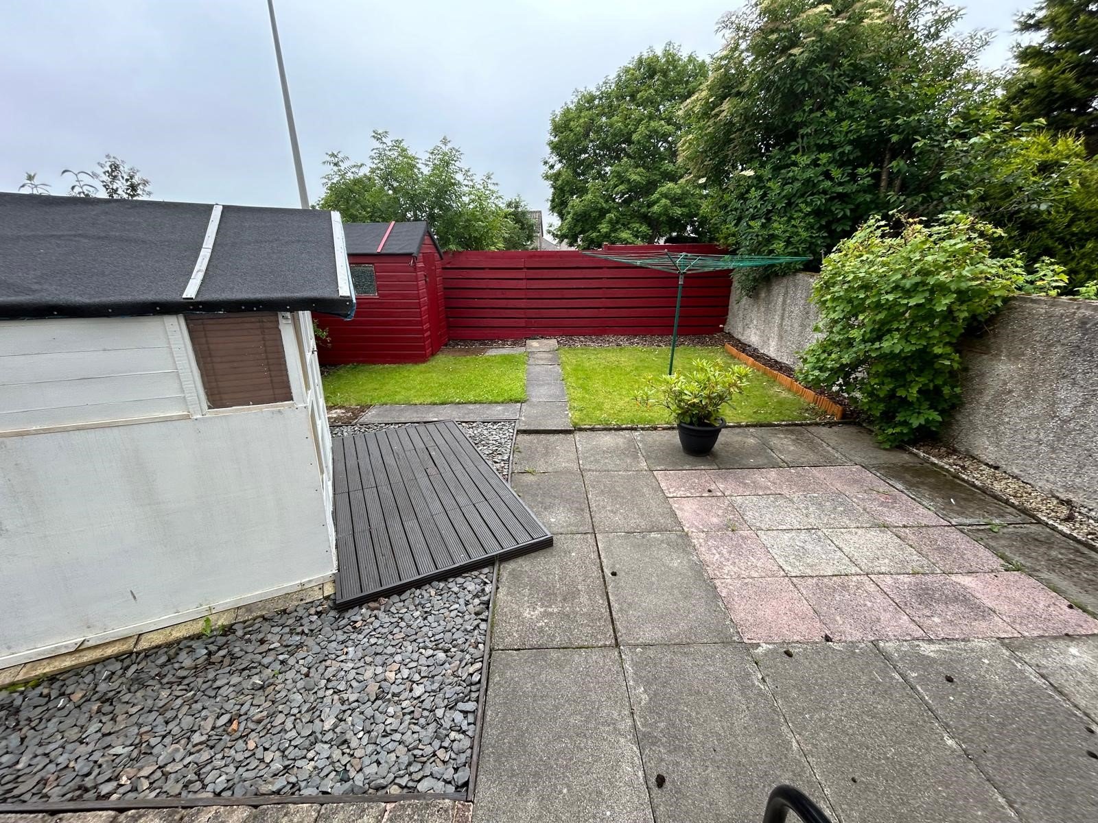Outside 1.jpg