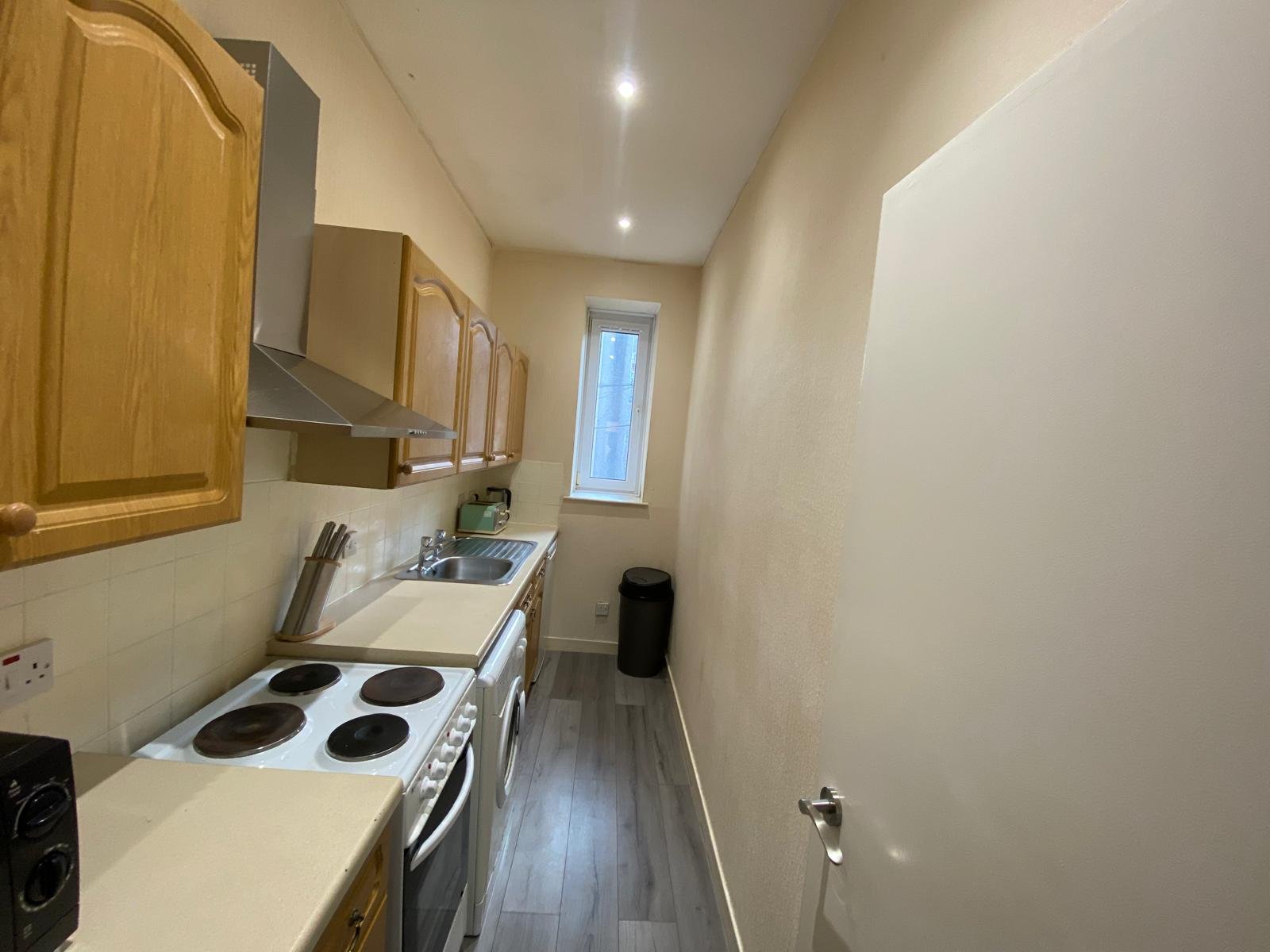 new kitchen.jpg