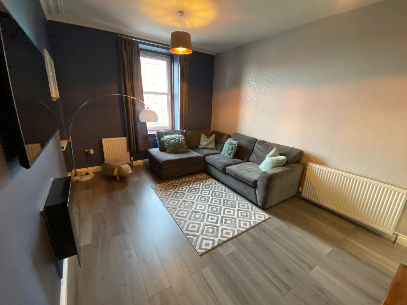 new living room 2.jpg