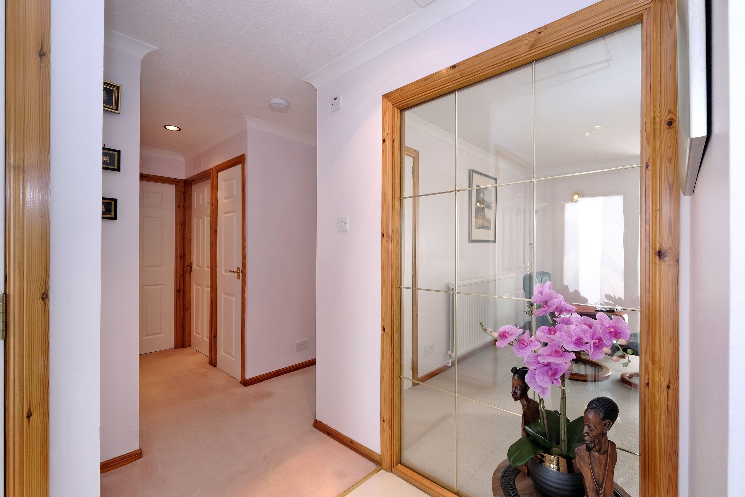 Cairnlee Avenue East 3_(23) 7854.jpg