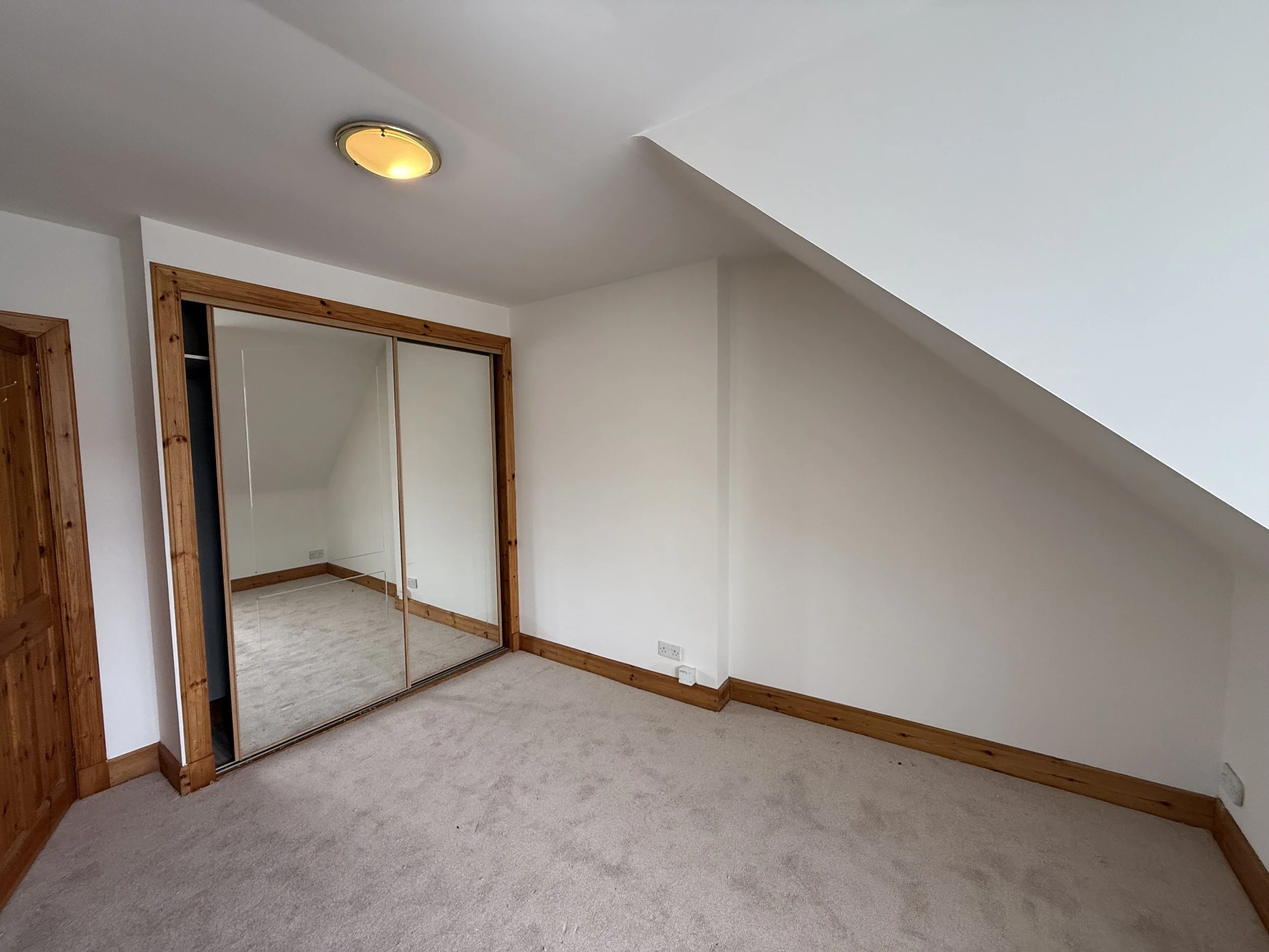 Bedroom 2 2.jpeg