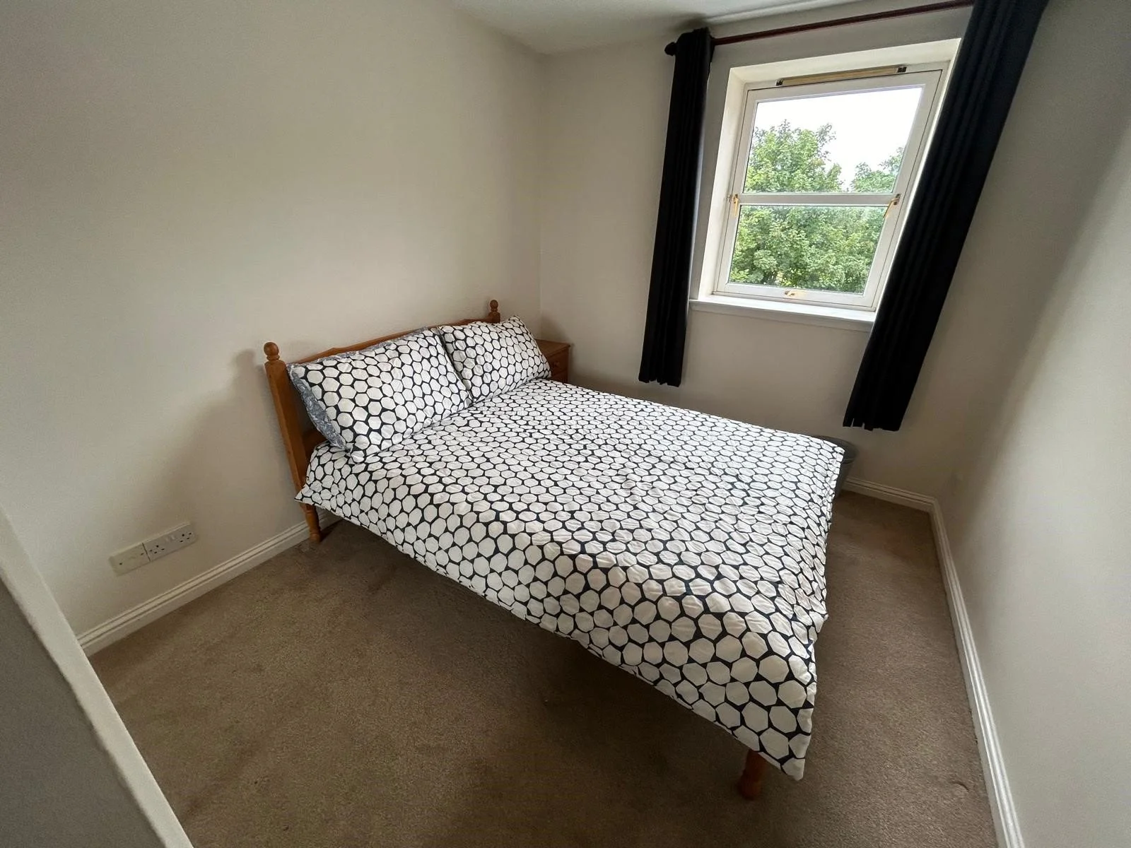 Bedroom.jpg
