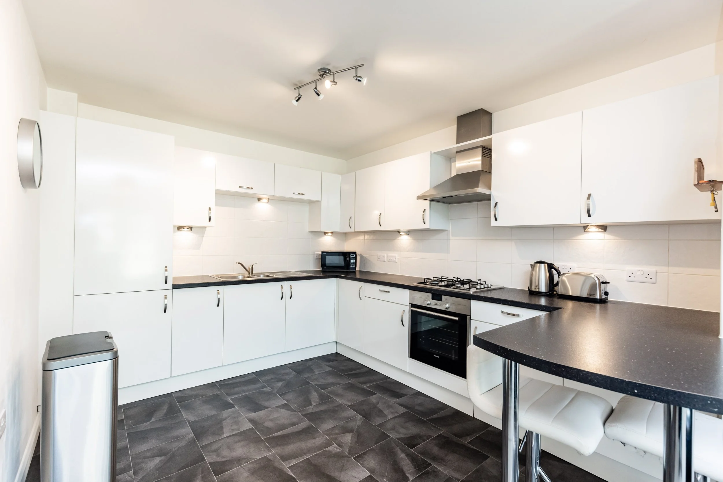 67 Cordiner Place-6.jpg