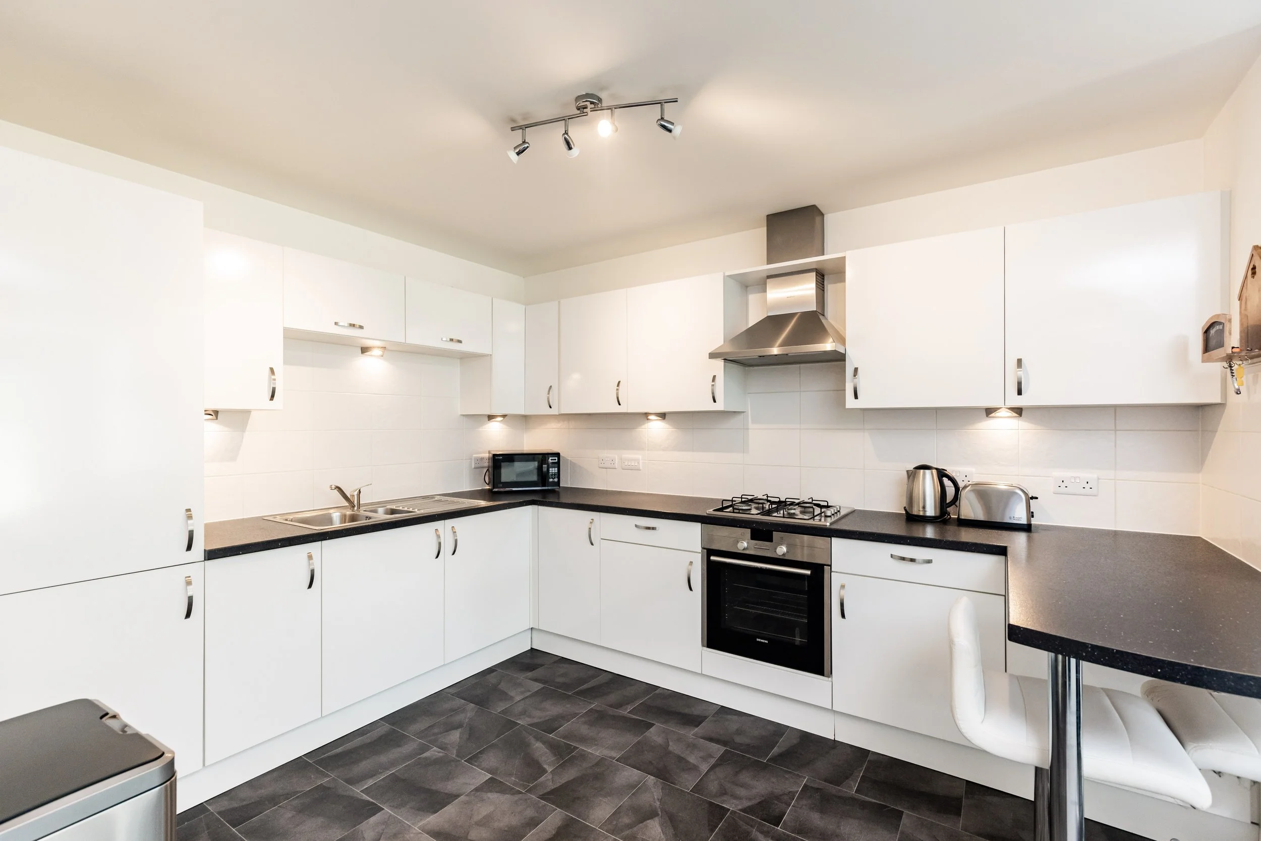 67 Cordiner Place-7.jpg