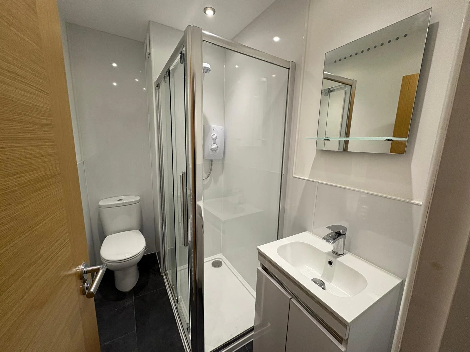 WhatsApp Image 2025-12-18 at 2.39.35 PM (1).jpeg