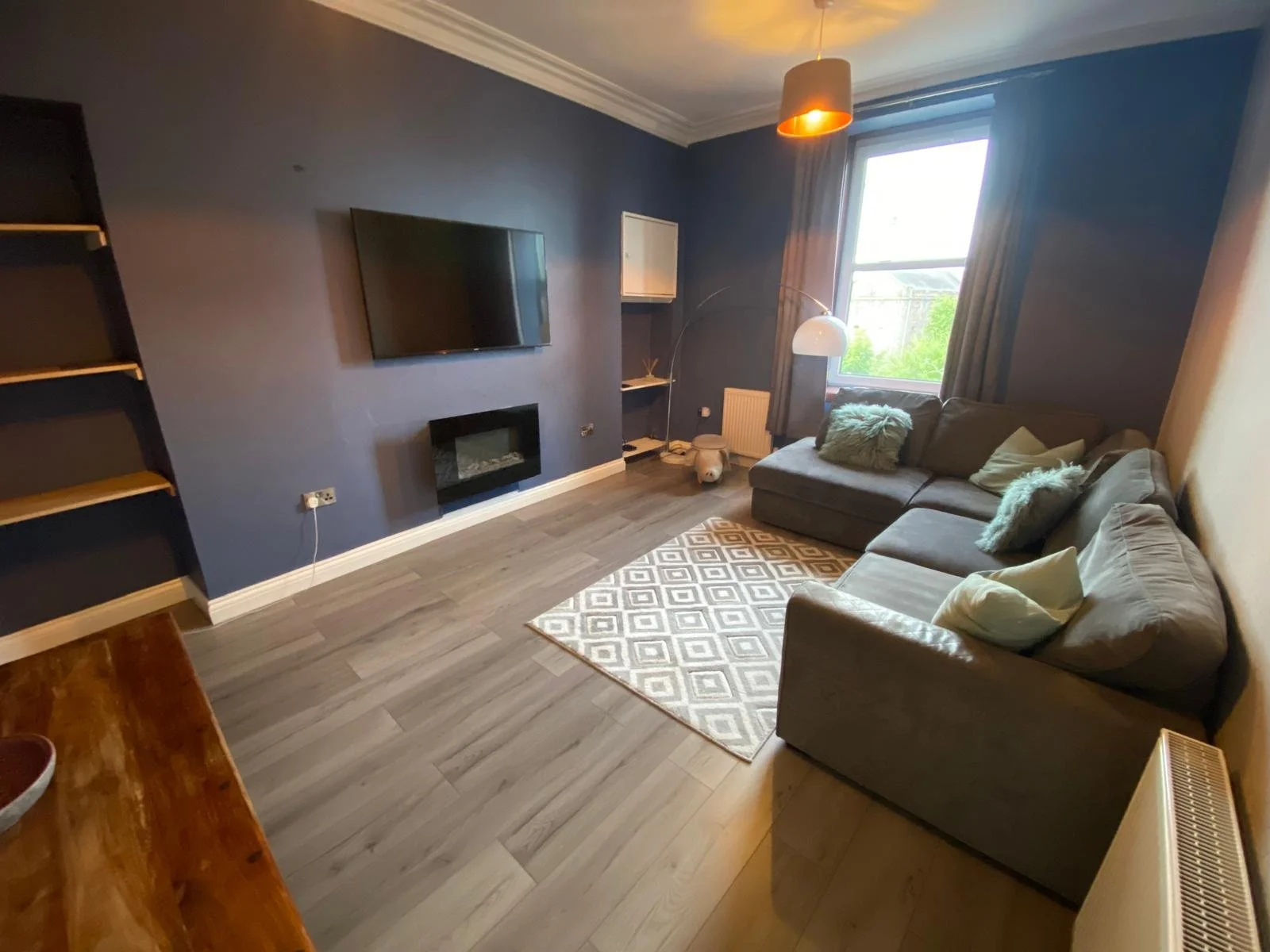 new living room 3.jpg