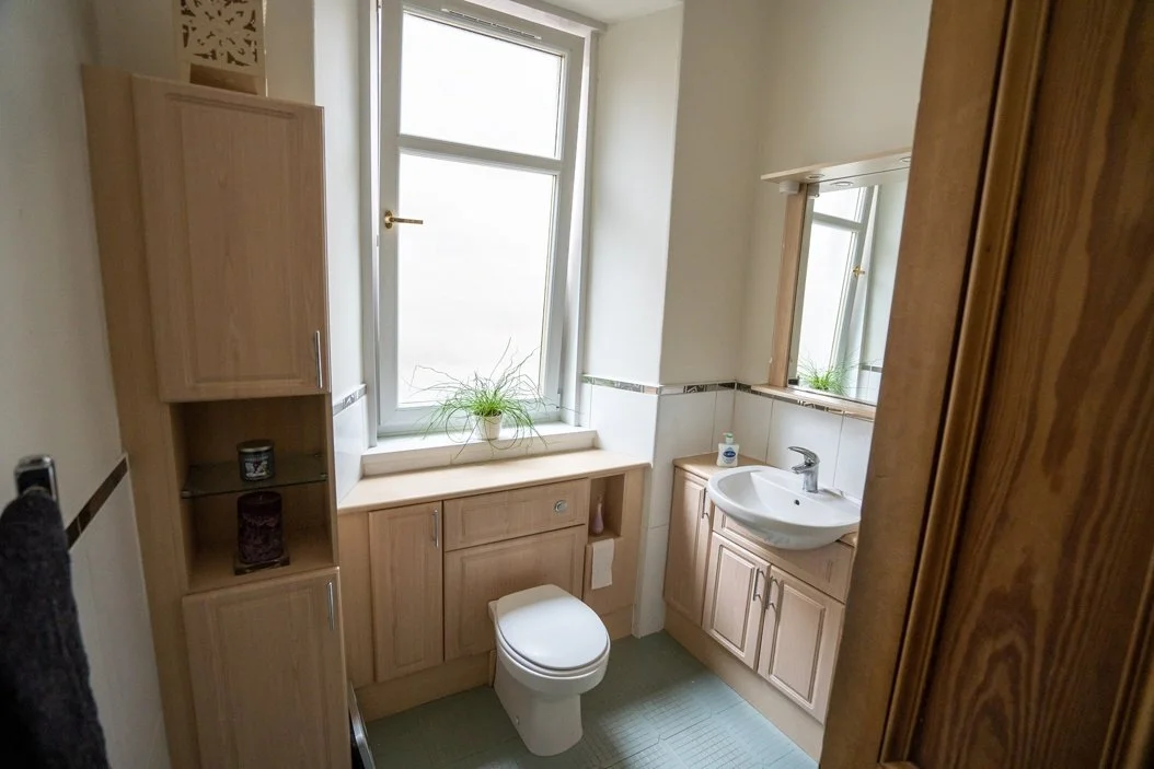 94a Hamilton Place-8 bathroom.jpg