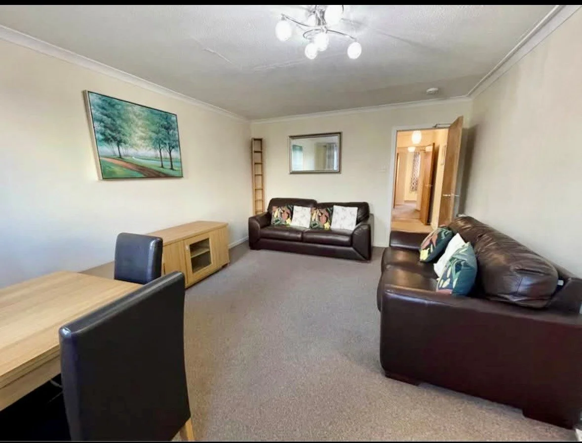 living room 2.jpg