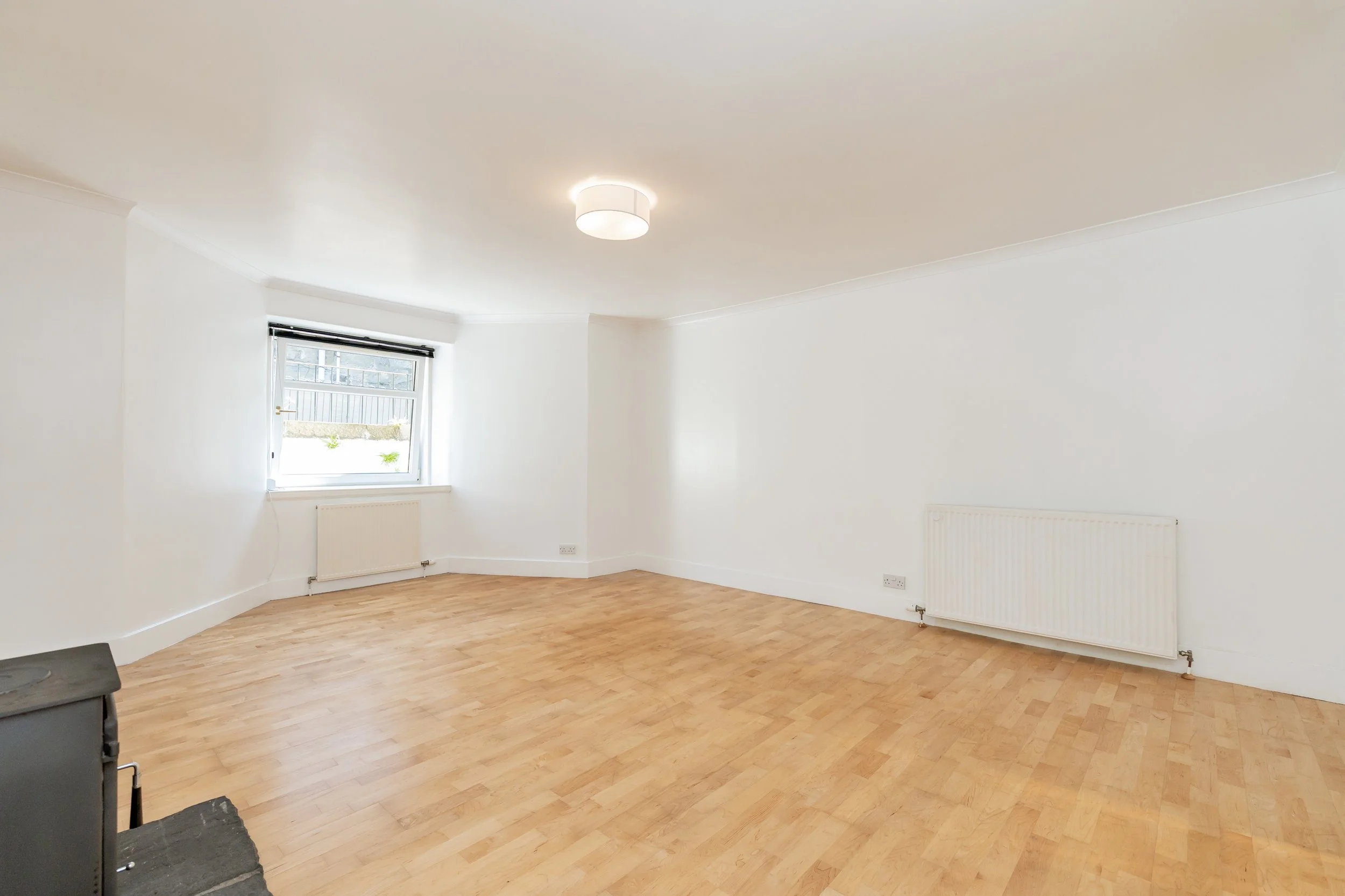 8B St Devenicks Terrace-13.jpg