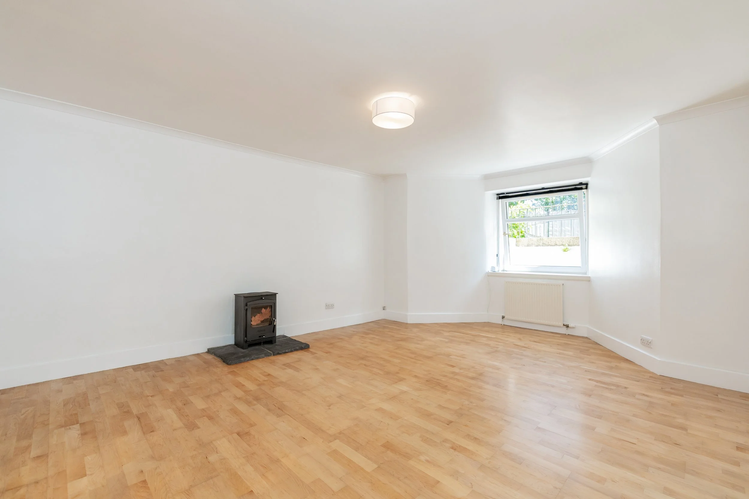 8B St Devenicks Terrace-14 (1).jpg