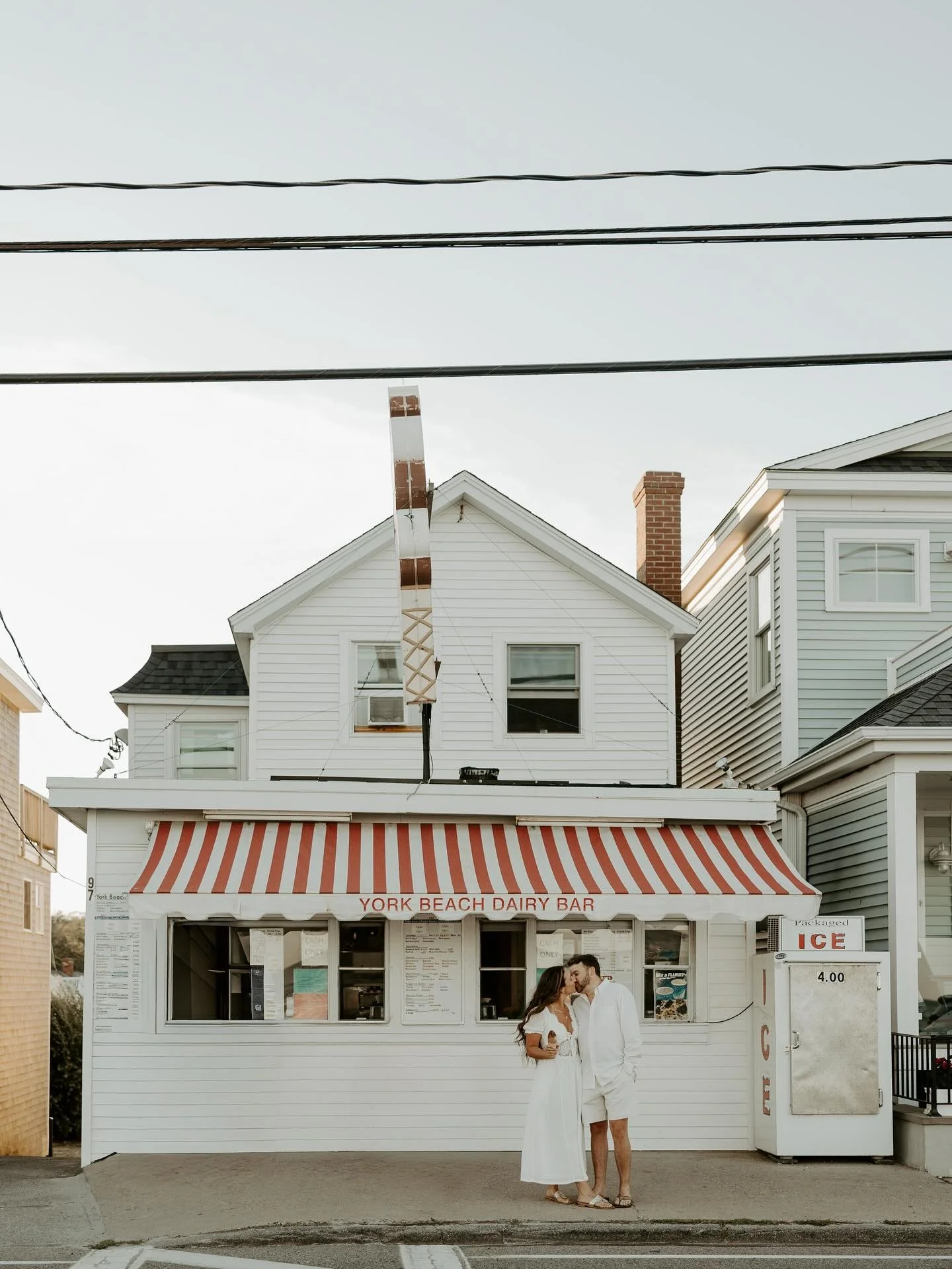 Ice cream at your engagement session is ALWAYS a good idea &mdash; so much fun with Arianna &amp; Brendan at their special place in Maine 🥹 Can&rsquo;t wait to celebrate them in November!
&mdash;&mdash;&mdash;&mdash;&mdash;&mdash;&mdash;&mdash;&mdas
