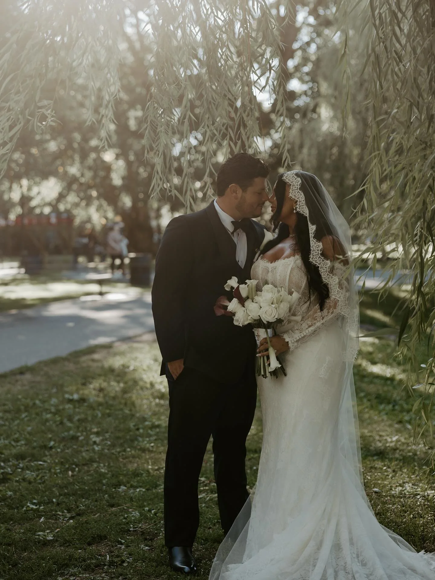 About to enter my busiest month of the year and I can&rsquo;t believe it&rsquo;s already October tomorrow &mdash; this year is FLYING by but I&rsquo;m forever grateful for all the love stories I&rsquo;ve been able to document and all the ones yet to 