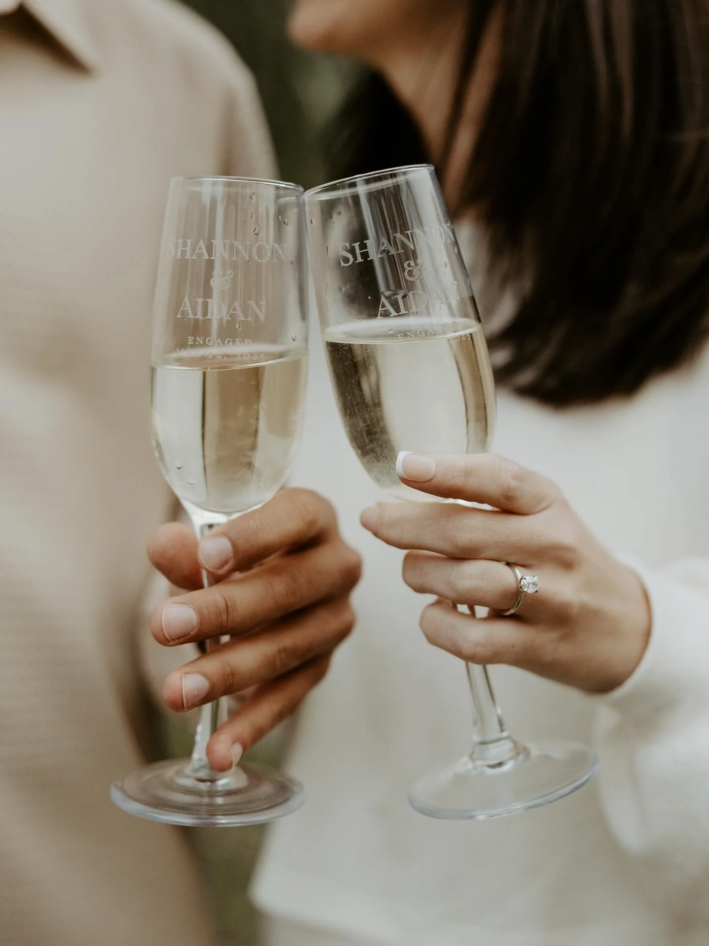 GIVEAWAY TIME! Cheers to 8,000 followers!! 🥂 Plus tis the season! Sometimes I really can&rsquo;t believe that 7 years ago I started this business and Instagram account, and now 8,000 people follow &amp; support me. I&rsquo;ll never get over how insa