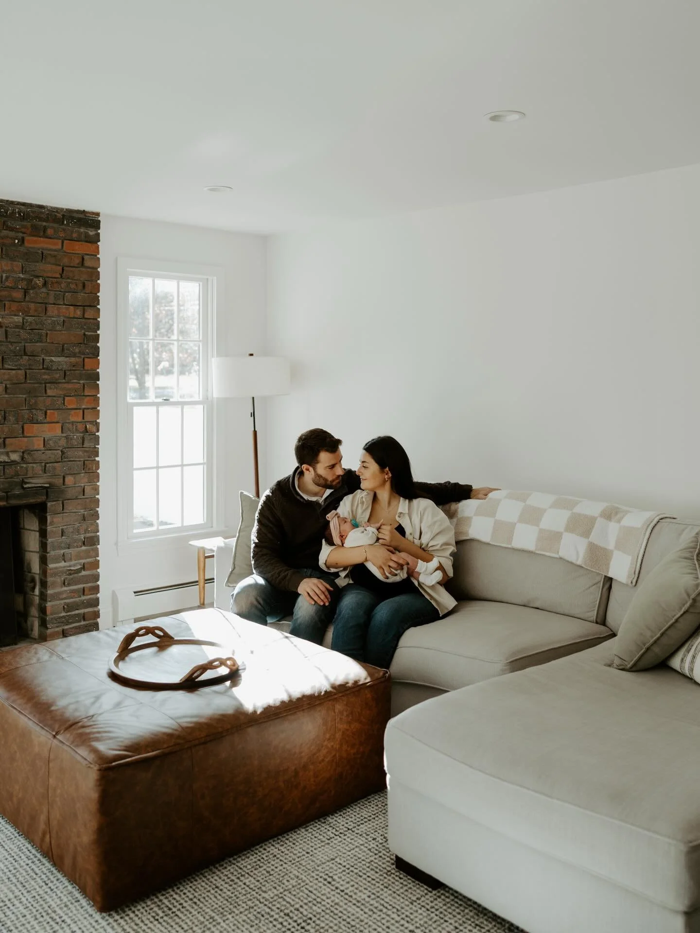 Newborn sessions are my favorite and they&rsquo;re even more special when they&rsquo;re for past couples &mdash; Hayden and all of her little details are perfection 😭🤍
&mdash;&mdash;&mdash;&mdash;&mdash;&mdash;&mdash;&mdash;&mdash;&mdash;&mdash;&md