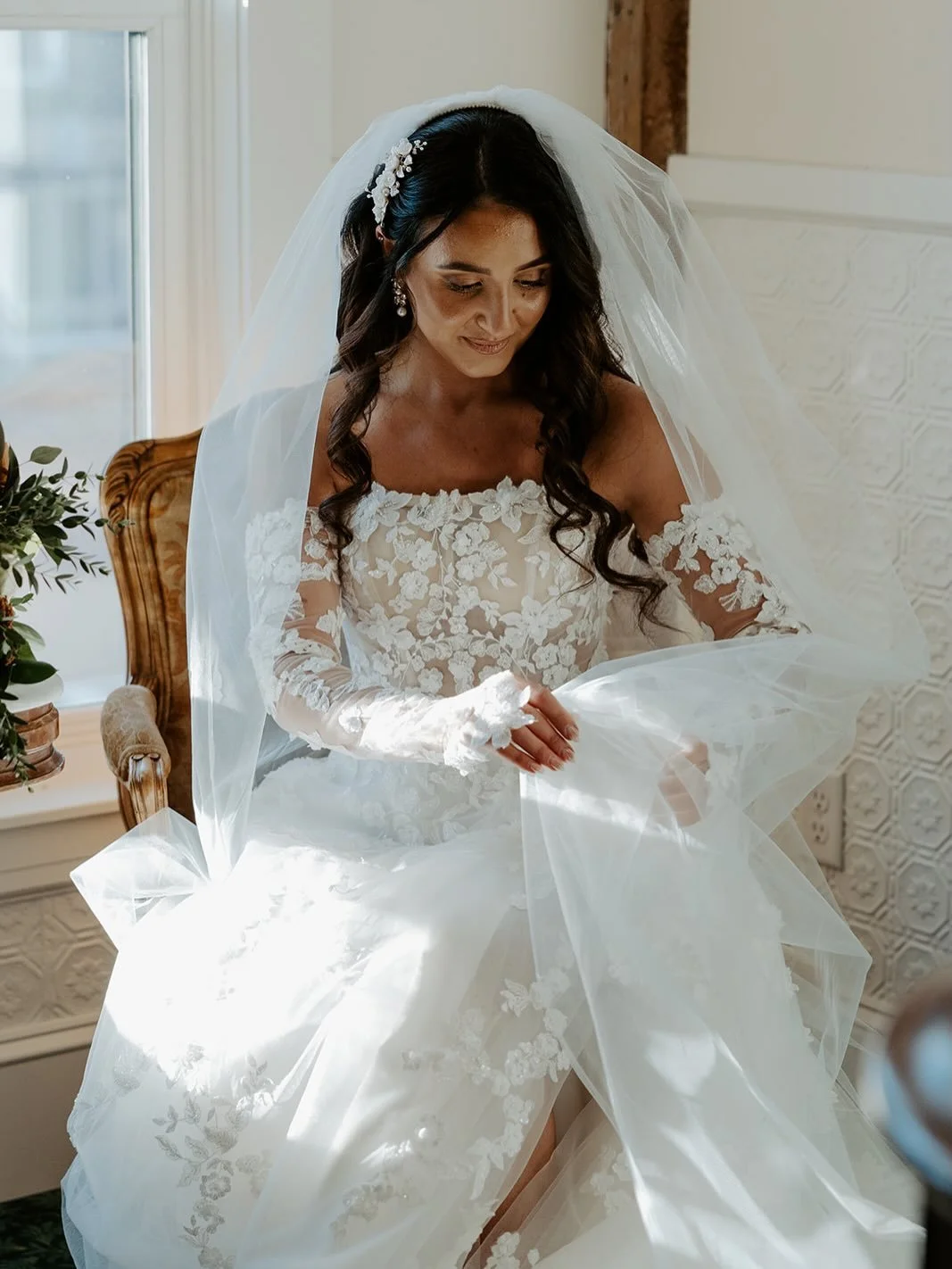 Arianna on her wedding day 🤍
&bull;
&bull;
&bull;
Venue: @theredbarnweddings 
Hair: Claribel Caceres Makeup: @tlc.glam 
Florals: @fordflower
Videographer: @bridge2video 
DJ: @nuimageentertainment 
&mdash;&mdash;&mdash;&mdash;&mdash;&mdash;&mdash;&md