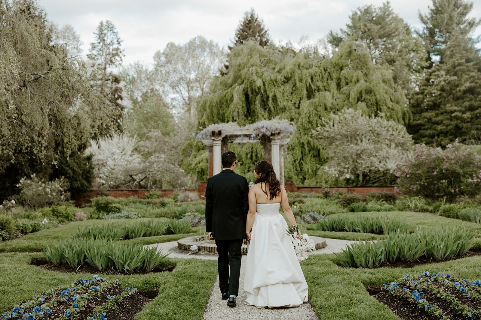 The Massachusetts Wedding Photographer’s Guide to Planning a Wedding at Glen Magna Farms