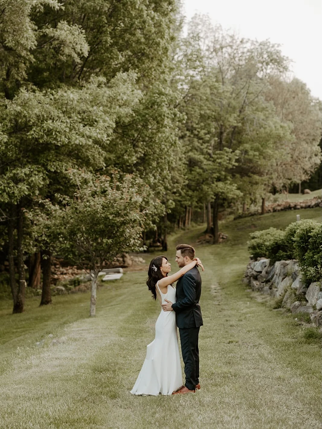 Can&rsquo;t believe it&rsquo;s been almost 3 years since this perfect day at @willowspringvin &mdash; reminiscing today on Jackie &amp; Nick&rsquo;s day 🤍