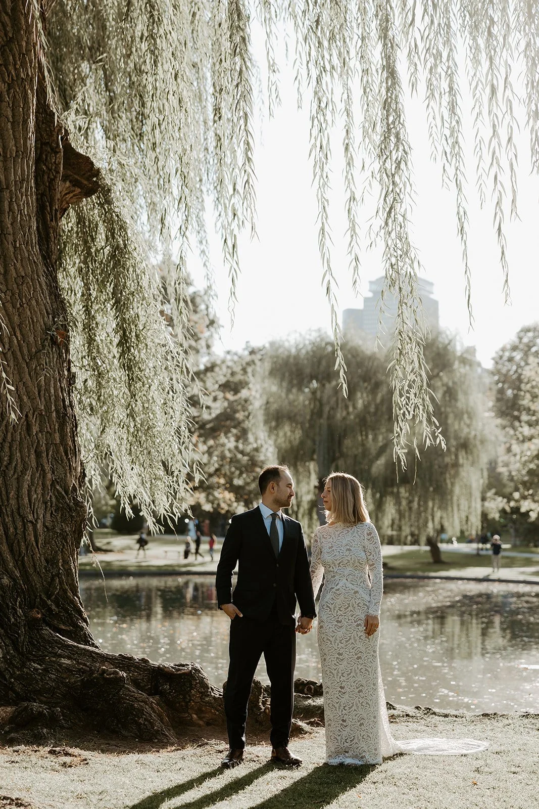A couple demonstrating how to plan an elopement at boston public garden