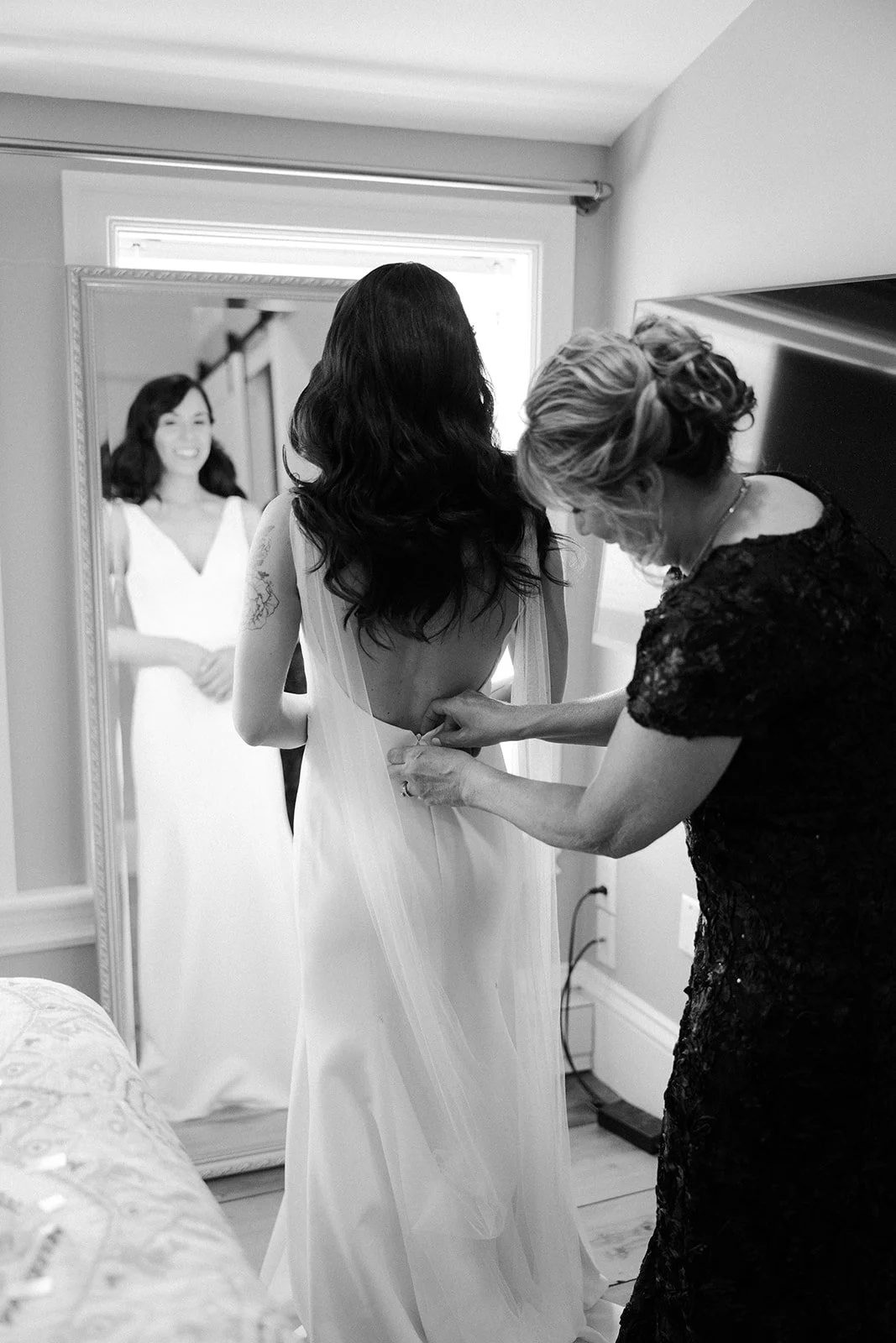 The getting ready photos from a bride's wedding photo list