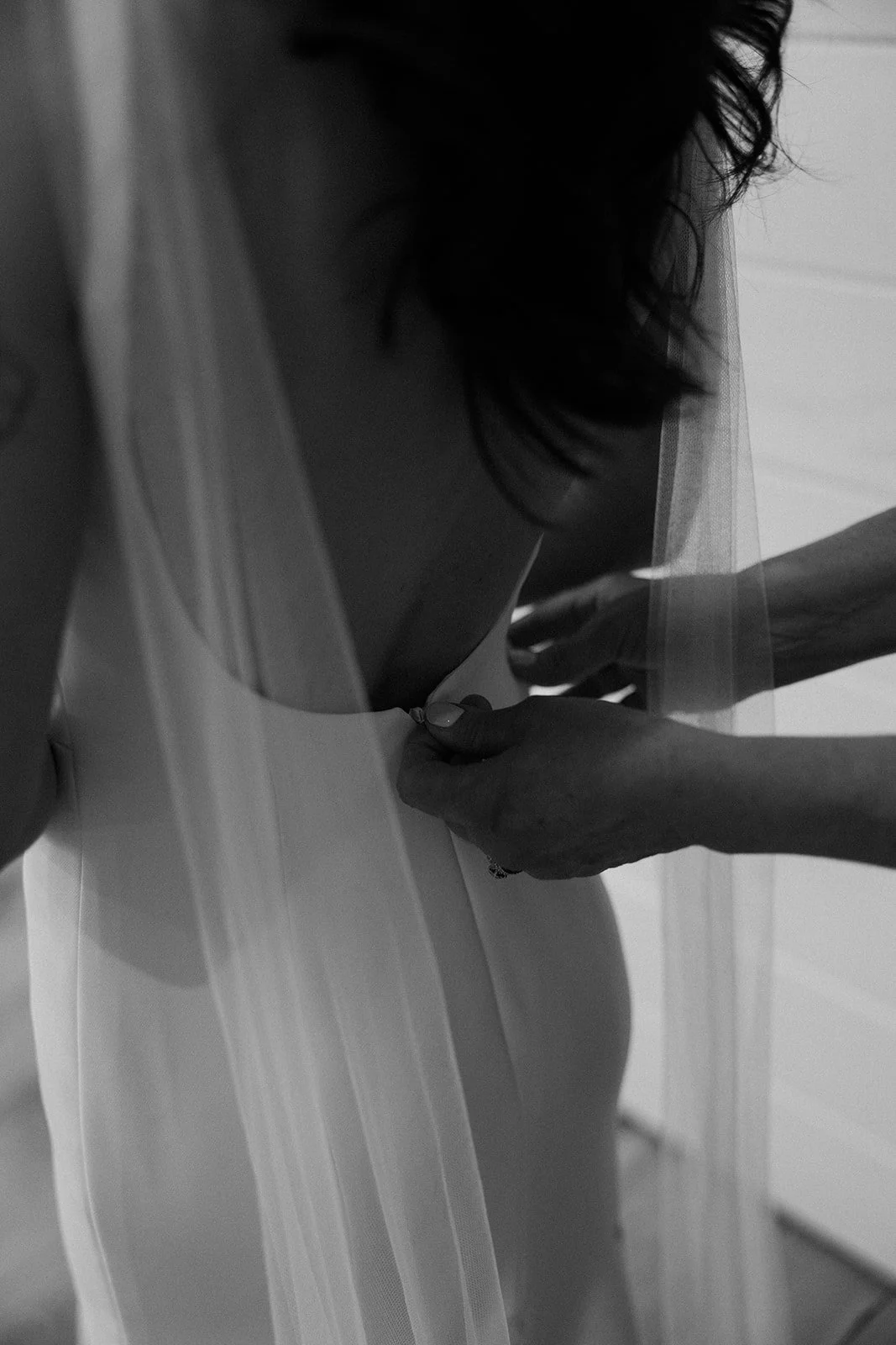 The getting ready photos from a bride's wedding photo list